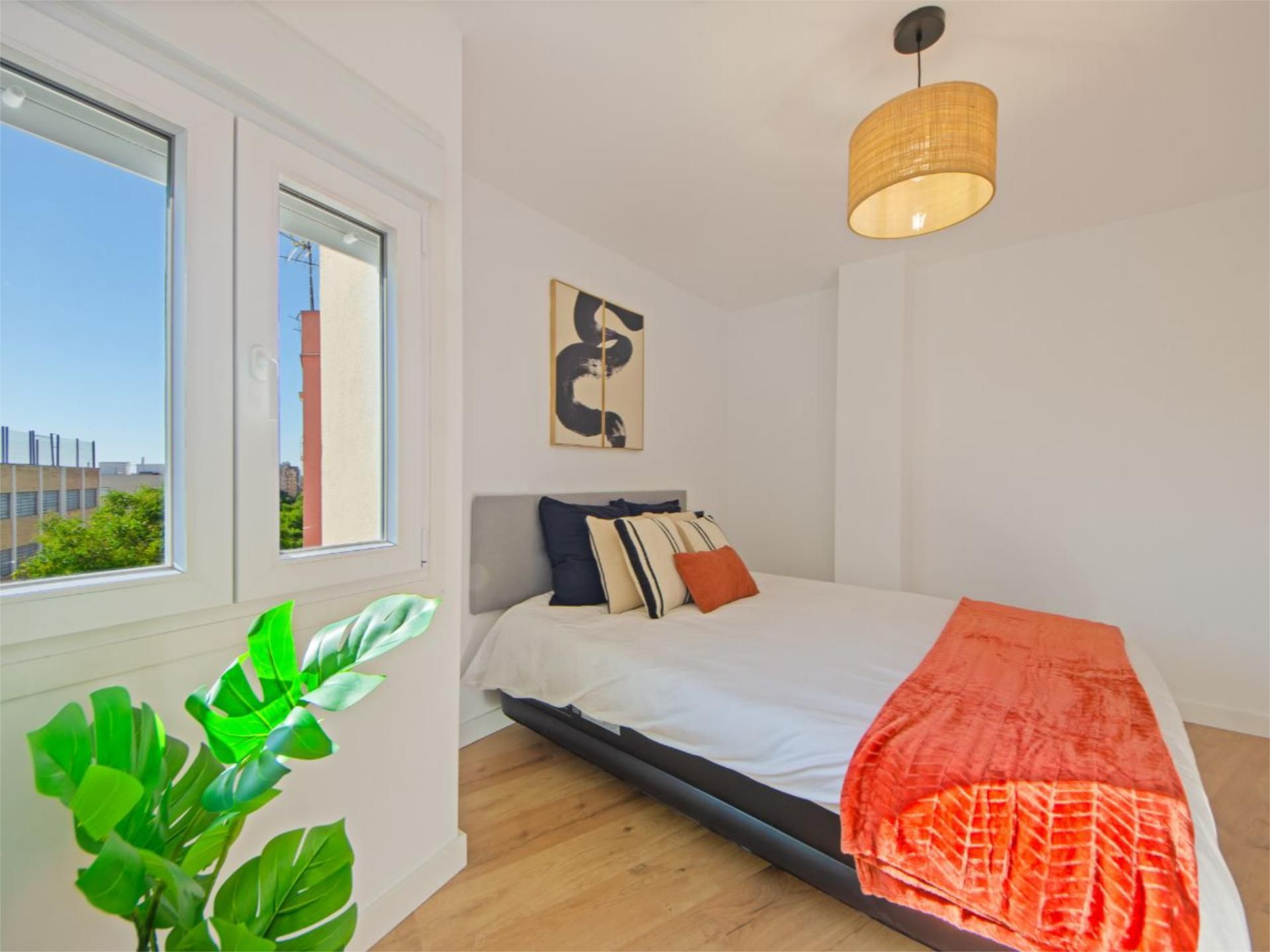 Flat for sale in Street de Francesc Martí I Móra, 37, Son Cotoner Bedroom of Flat for sale in  Palma de Mallorca  with Air Conditioner