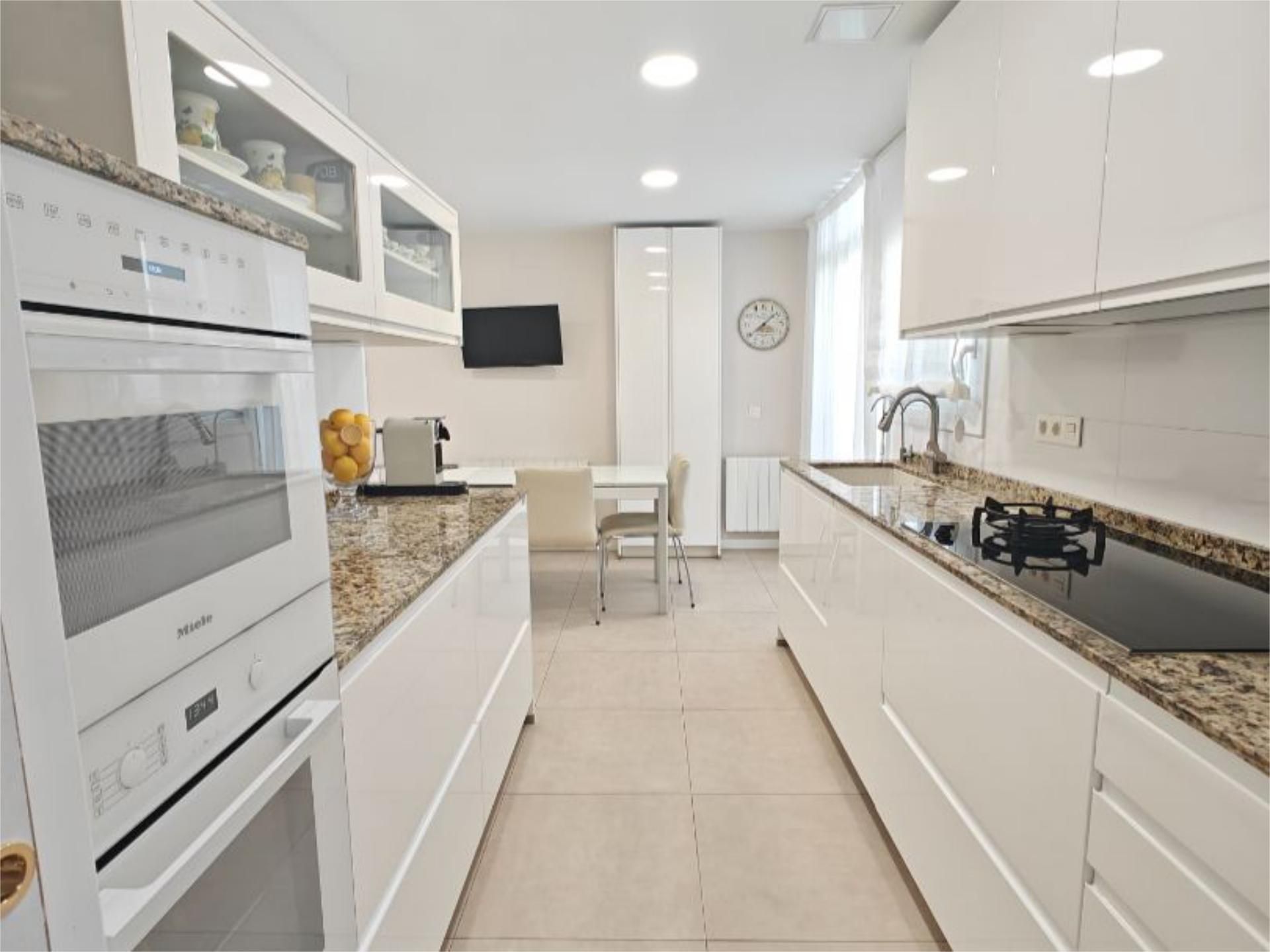 Cuina de Pis en venda en  Tarragona Capital amb Aire condicionat i Balcó