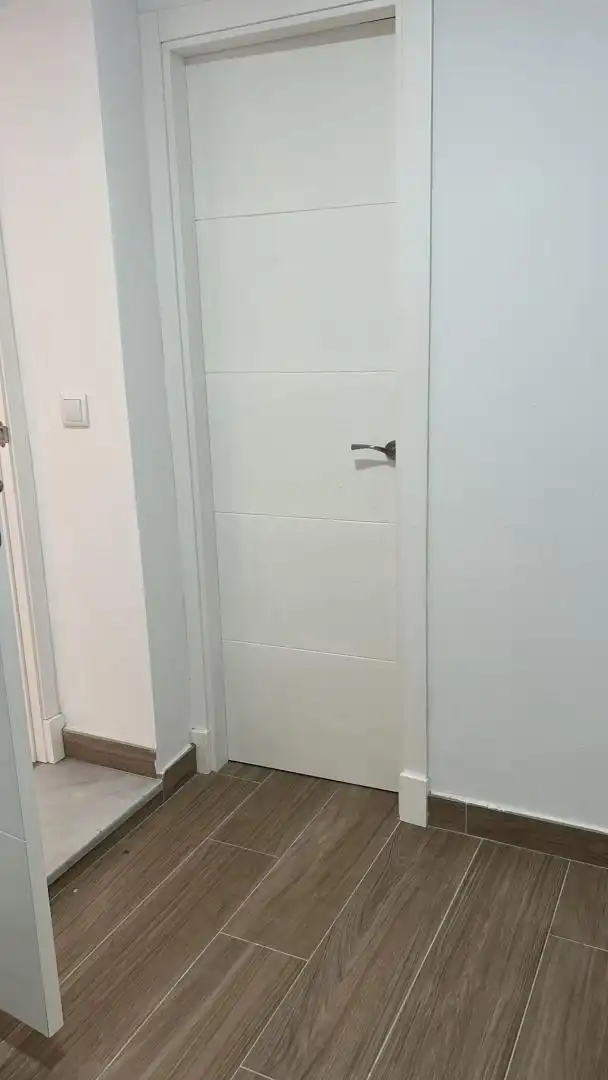 Commercial properties for rent in Rota