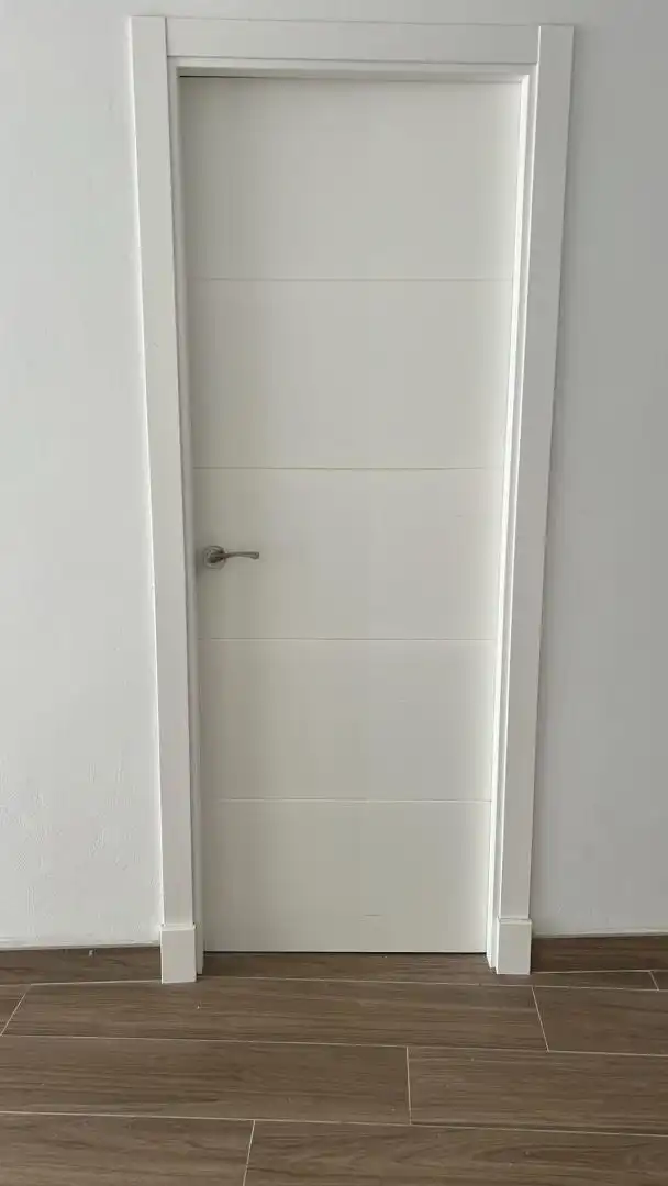 Commercial properties for rent in Rota