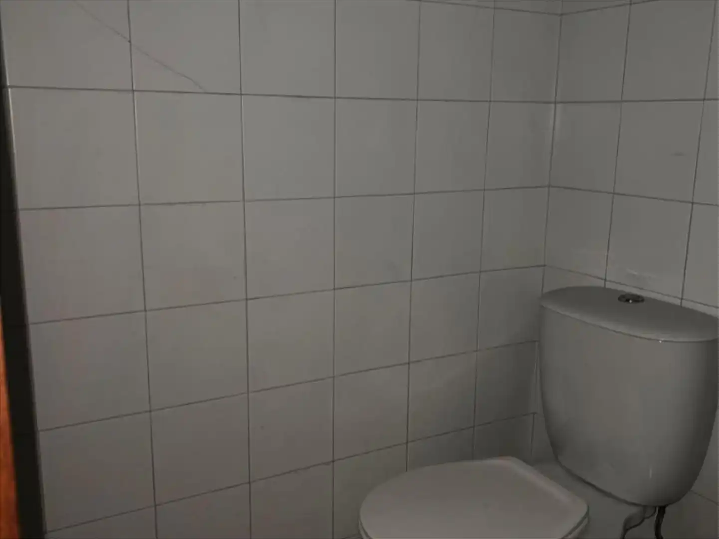 Local de alquiler en Calle de Álava, 41, Pumarín Baño de Local de alquiler en Gijón