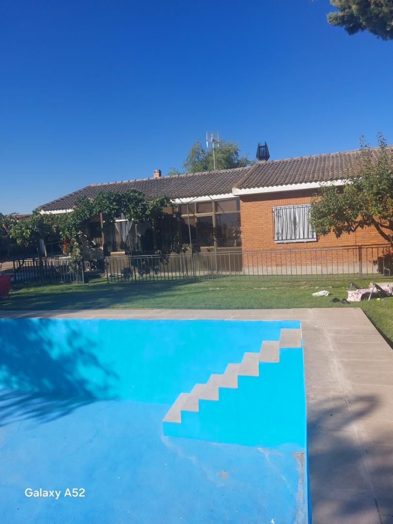 Jardí de Casa o xalet en venda en Fuentes de Valdepero amb Calefacció, Jardí privat i Terrassa