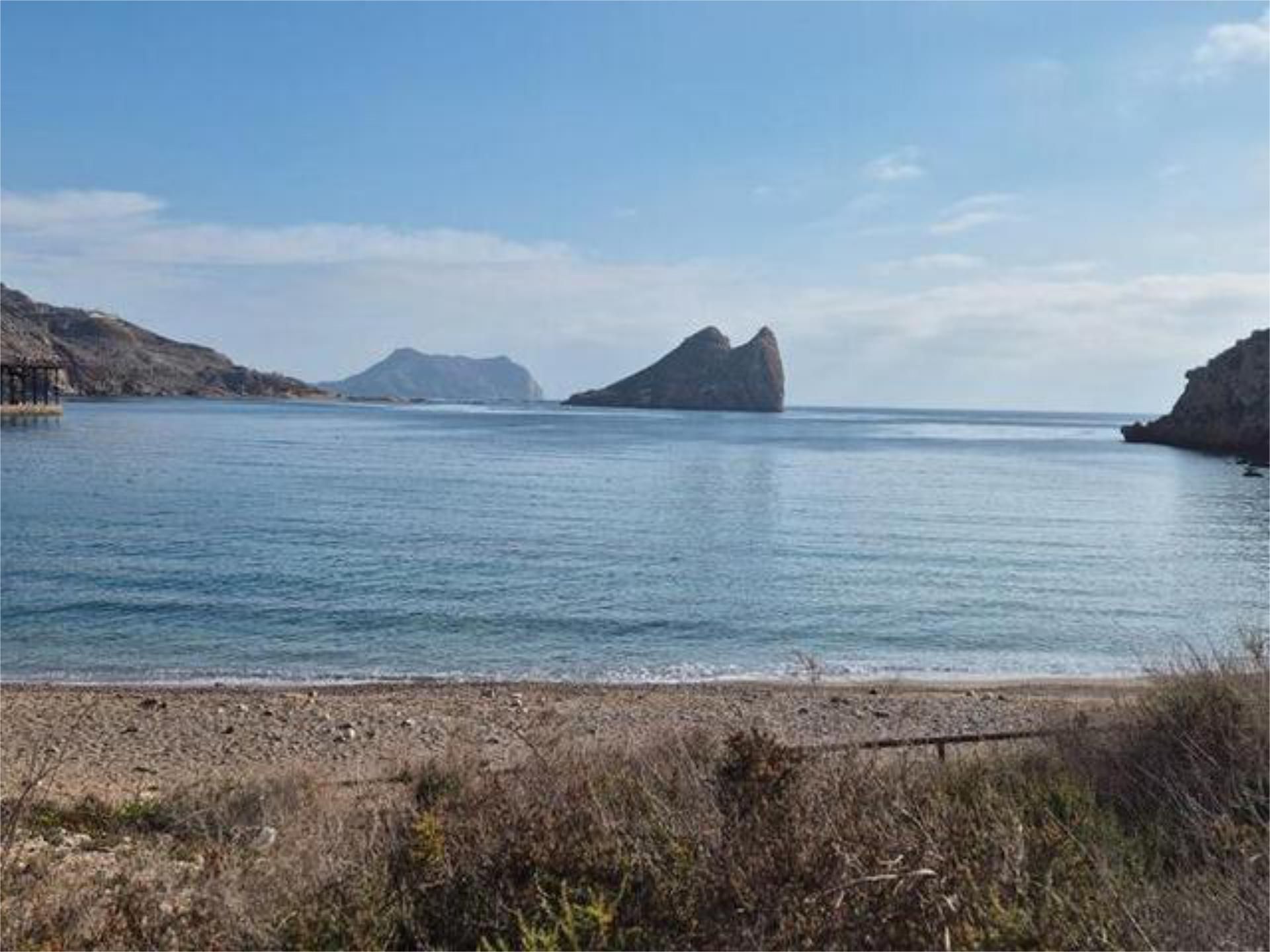 Vista exterior de Piso de alquiler en Águilas con Jardín privado, Terraza y Amueblado