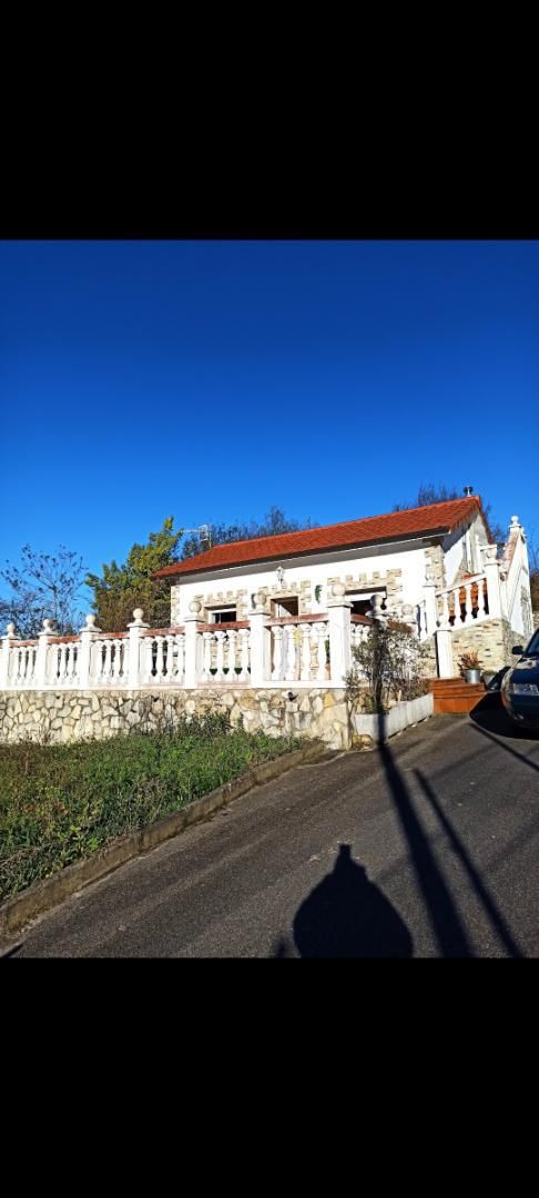 Vista exterior de Casa o chalet en venta en Oviedo  con Calefacción, Jardín privado y Terraza