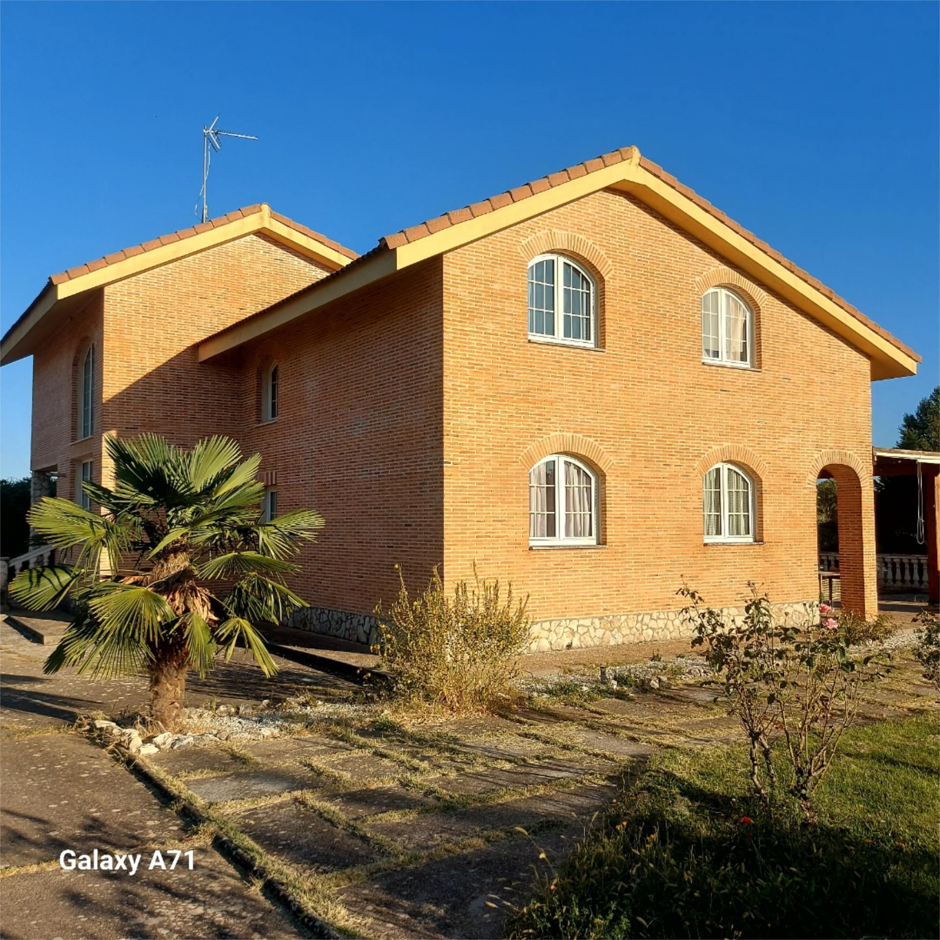 Vista exterior de Finca rústica en venta en Aranda de Duero con Jardín privado, Terraza y Piscina