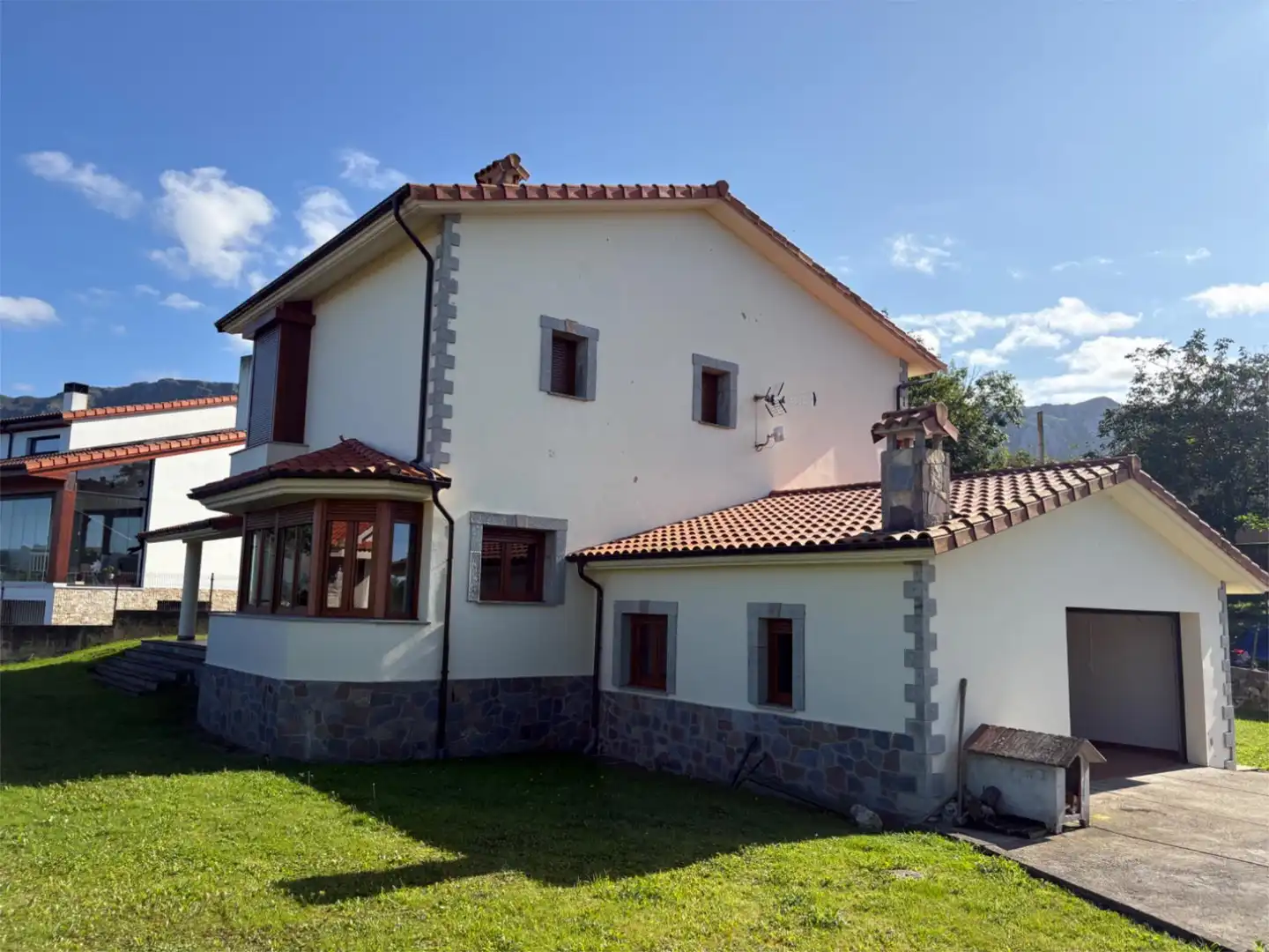 Exterior view of Flat for sale in Llanes  with Heating, Private garden and Parquet flooring