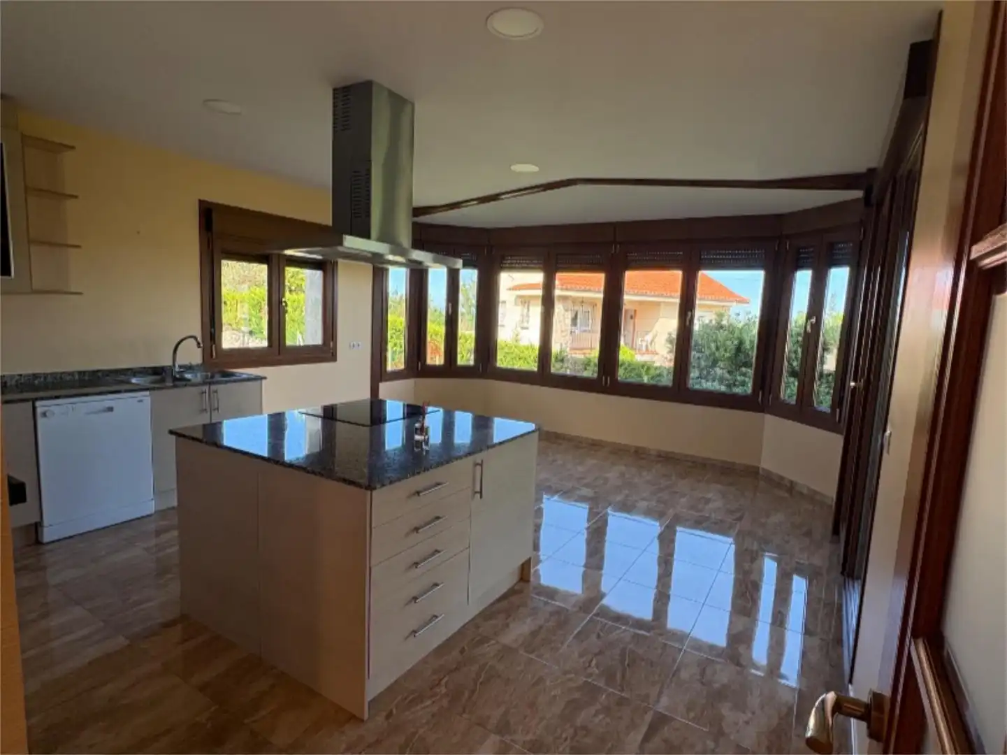 Kitchen of Flat for sale in Llanes  with Heating, Private garden and Parquet flooring