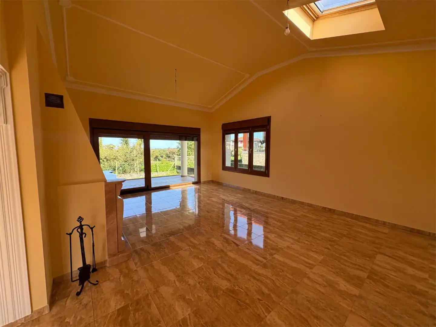 Flat for sale in Llanes  with Heating, Private garden and Parquet flooring