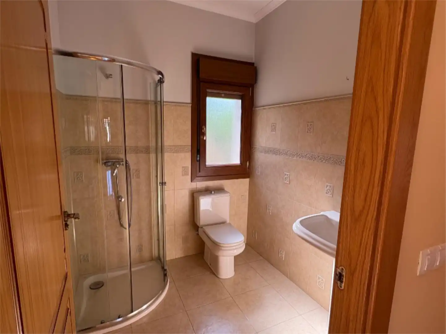 Bathroom of Flat for sale in Llanes  with Heating, Private garden and Parquet flooring