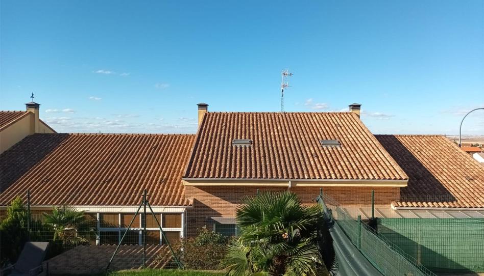 Single-family semi-detached for sale in Calle Emilia Pardo Bazán, 32, Carrascal de Barregas, Salamanca - image 1 Photo 1 of Single-family semi-detached for sale in Calle Emilia Pardo Bazán, 32, Carrascal de Barregas, Salamanca