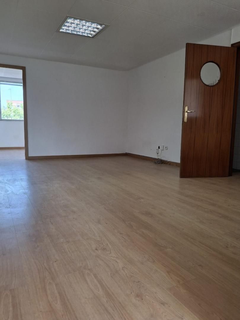 Habitación de Oficina de alquiler en Móstoles