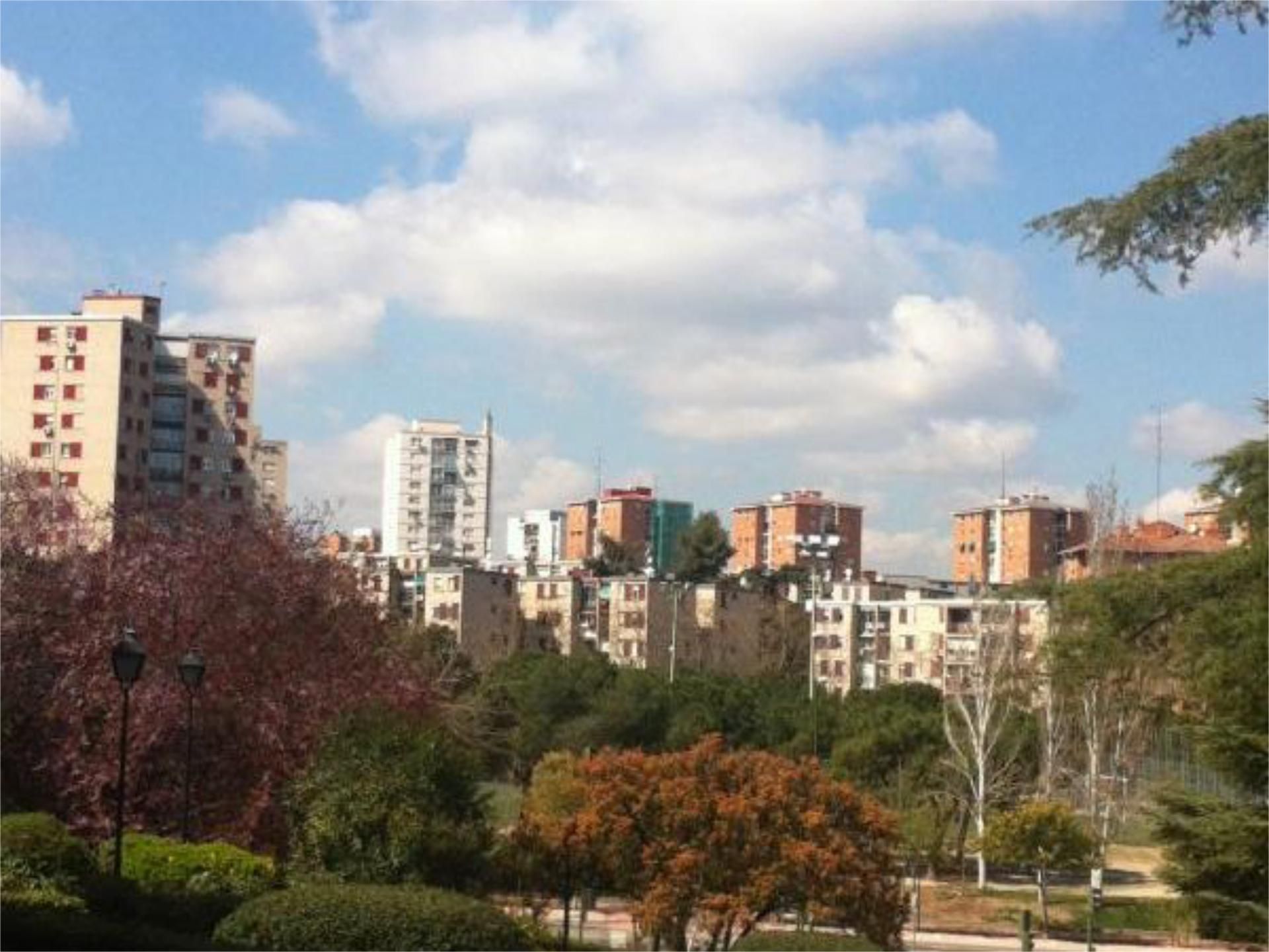 Exterior view of Flat for sale in  Madrid Capital  with Terrace and Balcony