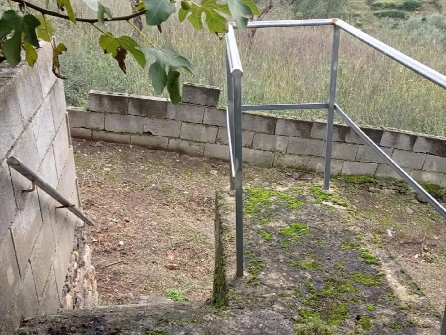 Casa adosada en venta en Vial Camino, 41, Petín Casa adosada en venta en Petín con Calefacción y Amueblado
