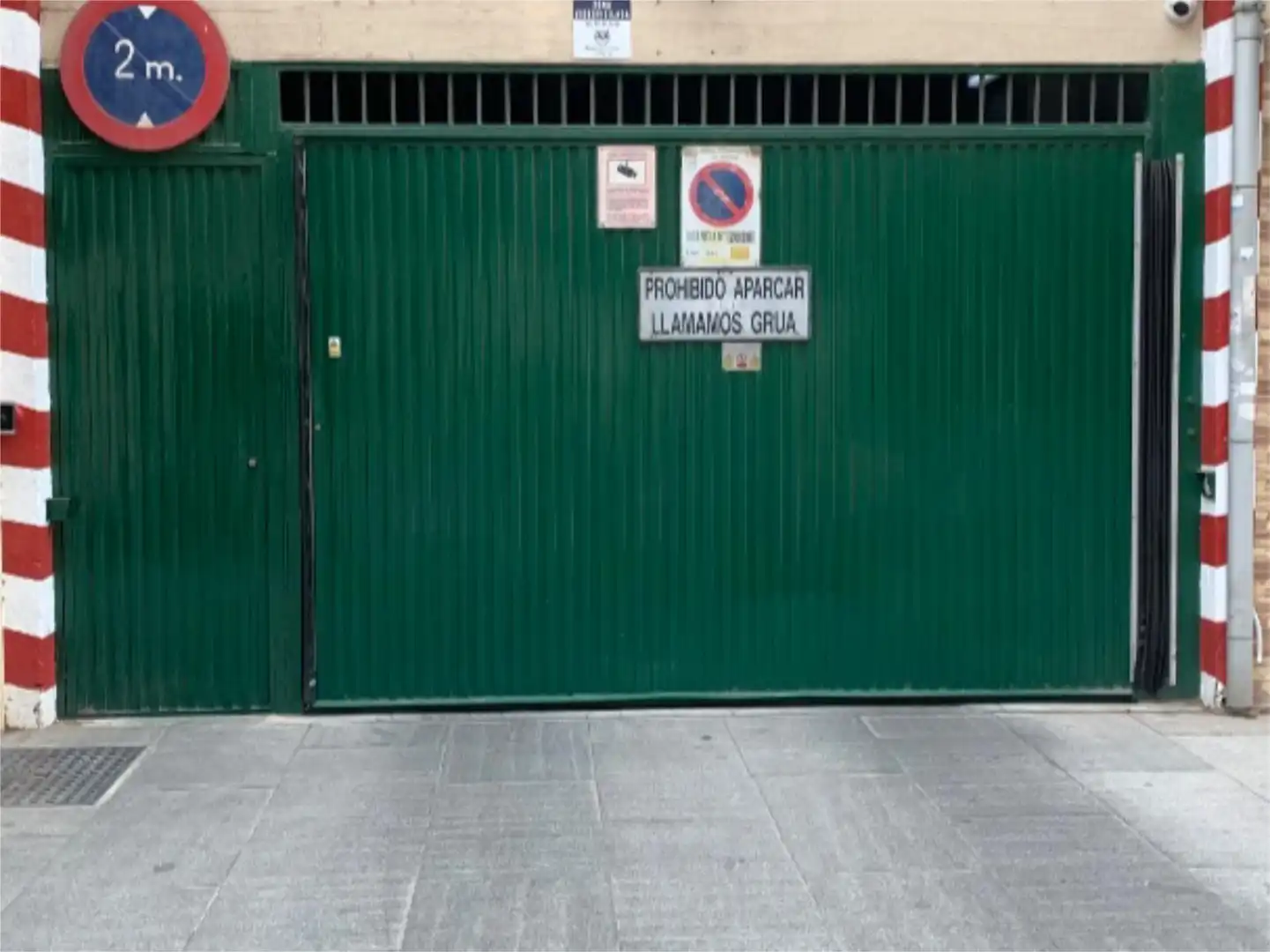 Garatge de lloguer a Plaza de la Malagueta, 1, La Malagueta - Monte Sancha Aparcament de Garatge de lloguer en Málaga