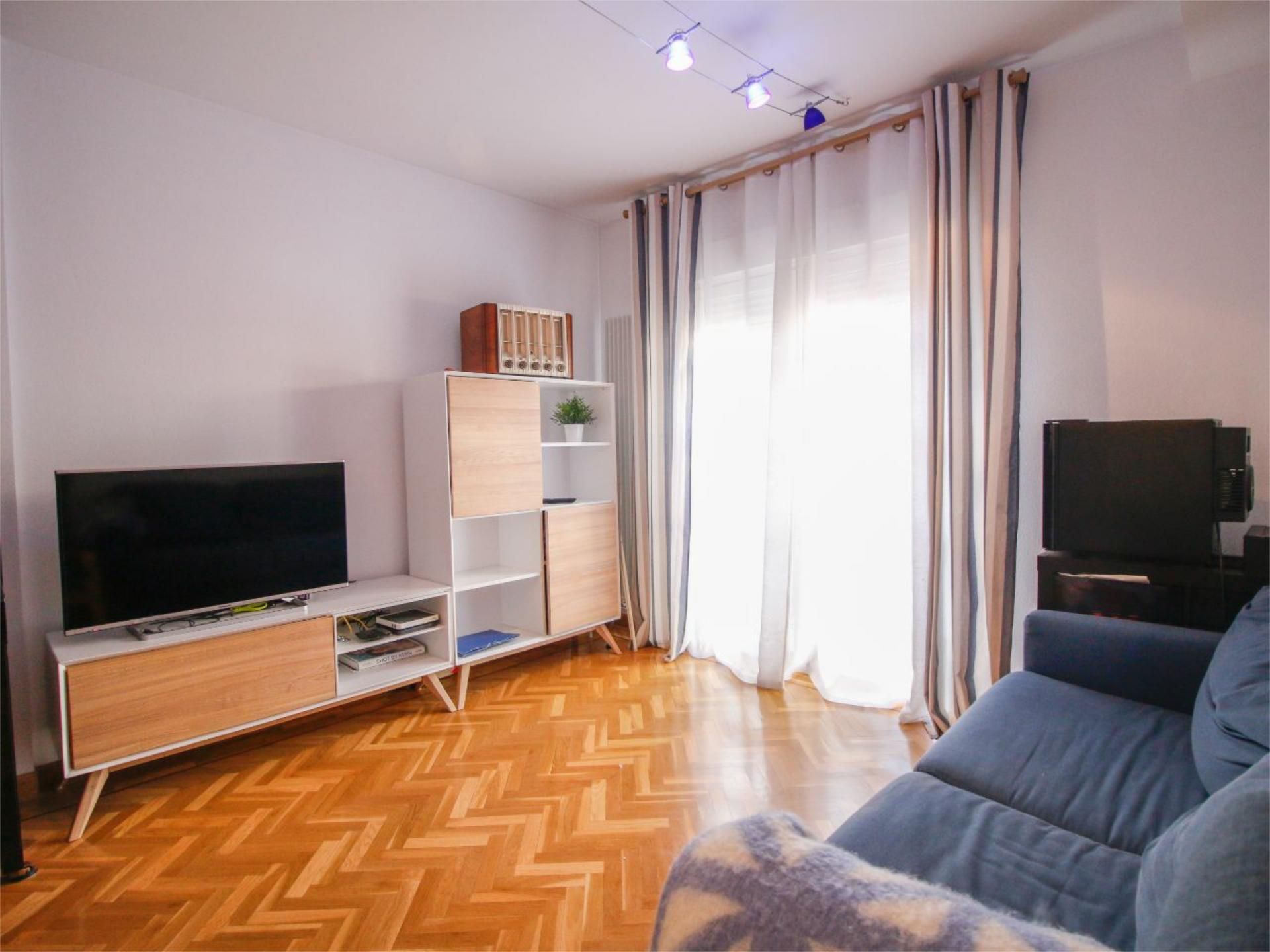 Habitación de Piso de alquiler en  Madrid Capital con Aire acondicionado, Calefacción y Parquet