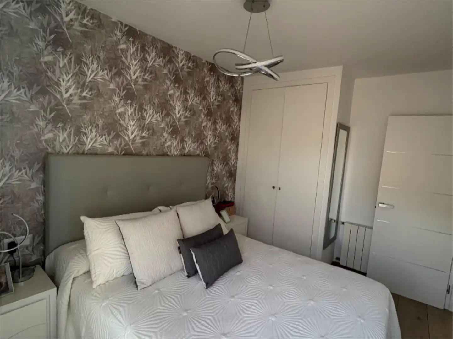 Ático en venta en Plaça D'elx, 23, Sur Habitación de Ático en venta en Castellón de la Plana / Castelló de la Plana con Aire acondicionado, Terraza y Balcón