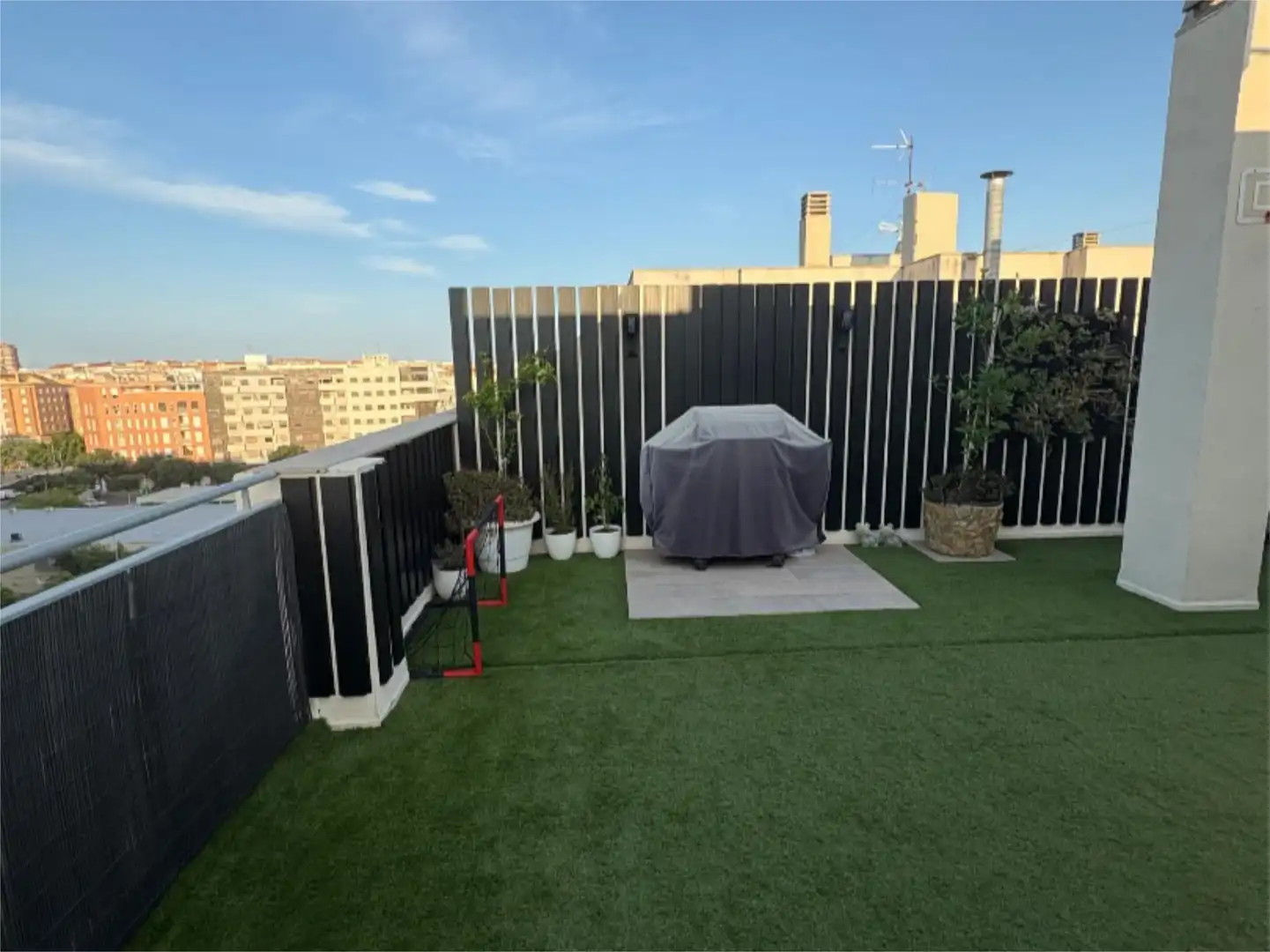 Ático en venta en Plaça D'elx, 23, Sur Terraza de Ático en venta en Castellón de la Plana / Castelló de la Plana con Aire acondicionado, Terraza y Balcón