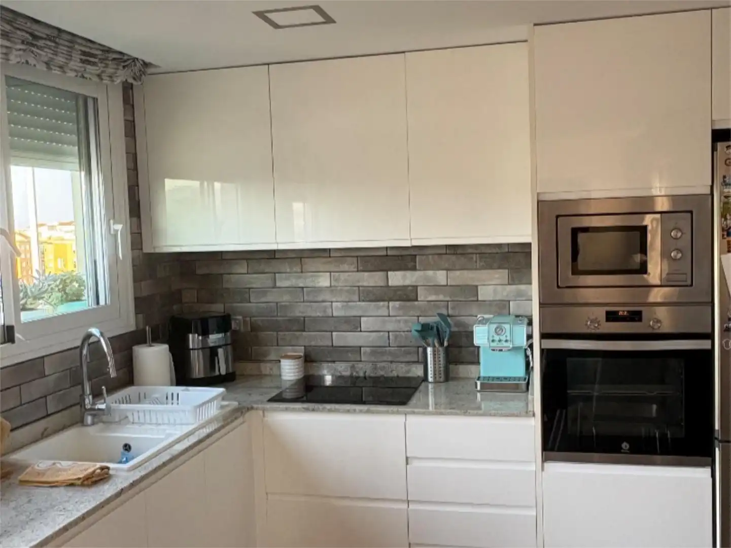 Ático en venta en Plaça D'elx, 23, Sur Cocina de Ático en venta en Castellón de la Plana / Castelló de la Plana con Aire acondicionado, Terraza y Balcón