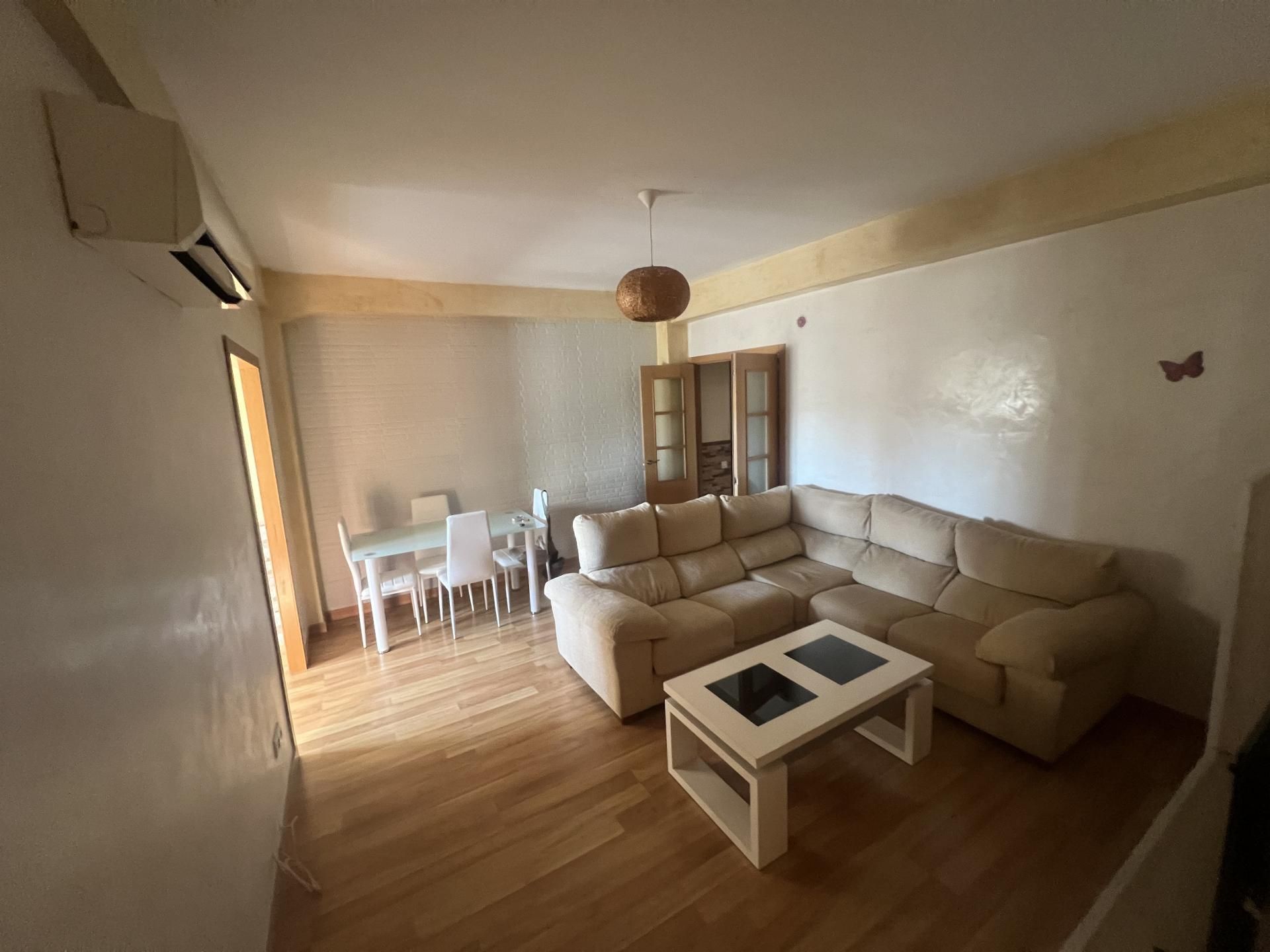 Sala de estar de Piso de alquiler en San Fernando con Aire acondicionado, Parquet y Terraza