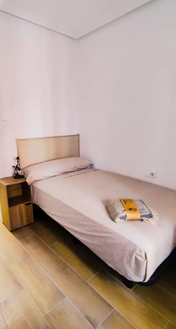 Habitación en Calle Sevilla, 47, Carolinas Bajas Habitación en Calle Sevilla, 47, Carolinas Bajas