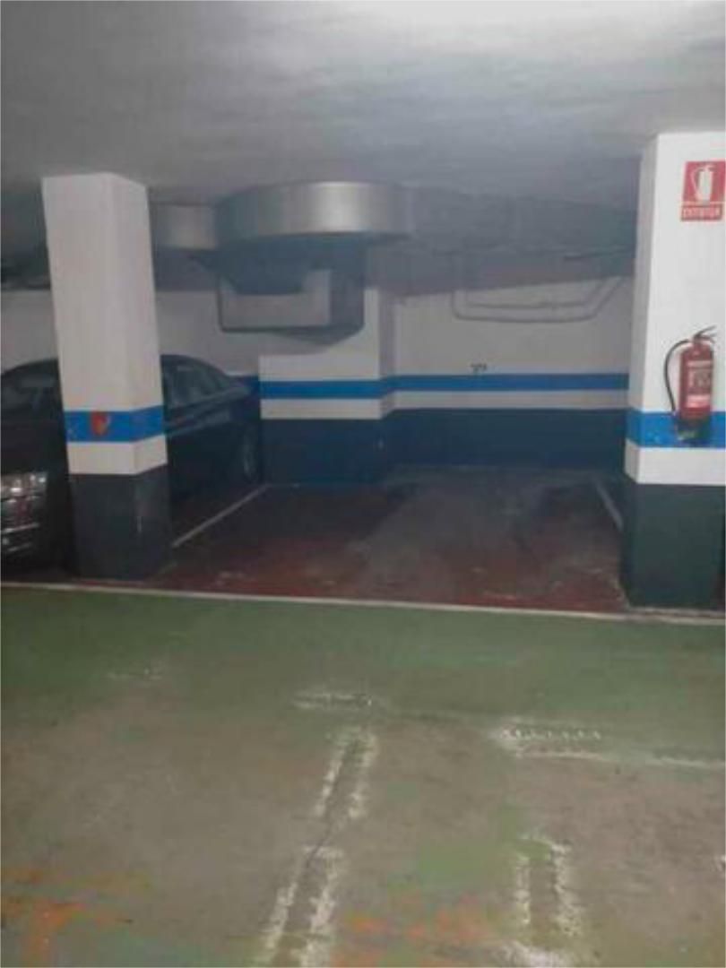 Aparcament de Garatge de lloguer en  Zaragoza Capital