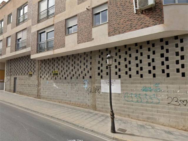 Local comercial en Alquiler en Avenida de Carmen Morcillo, 1 en Gójar