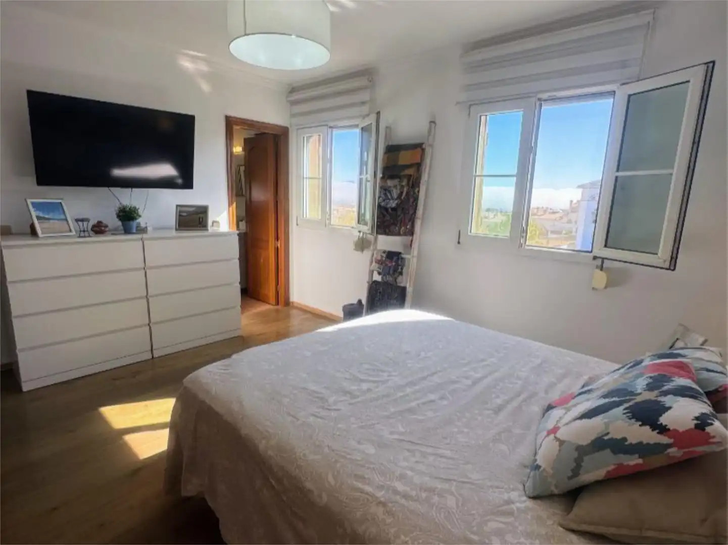 Wohnung zum Verkauf in Calle Andrés Segovia, 6, Capellanía - Retamar Schlafzimmer von Wohnung zum Verkauf in Alhaurín de la Torre mit Klimaanlage, Heizung und Privatgarten