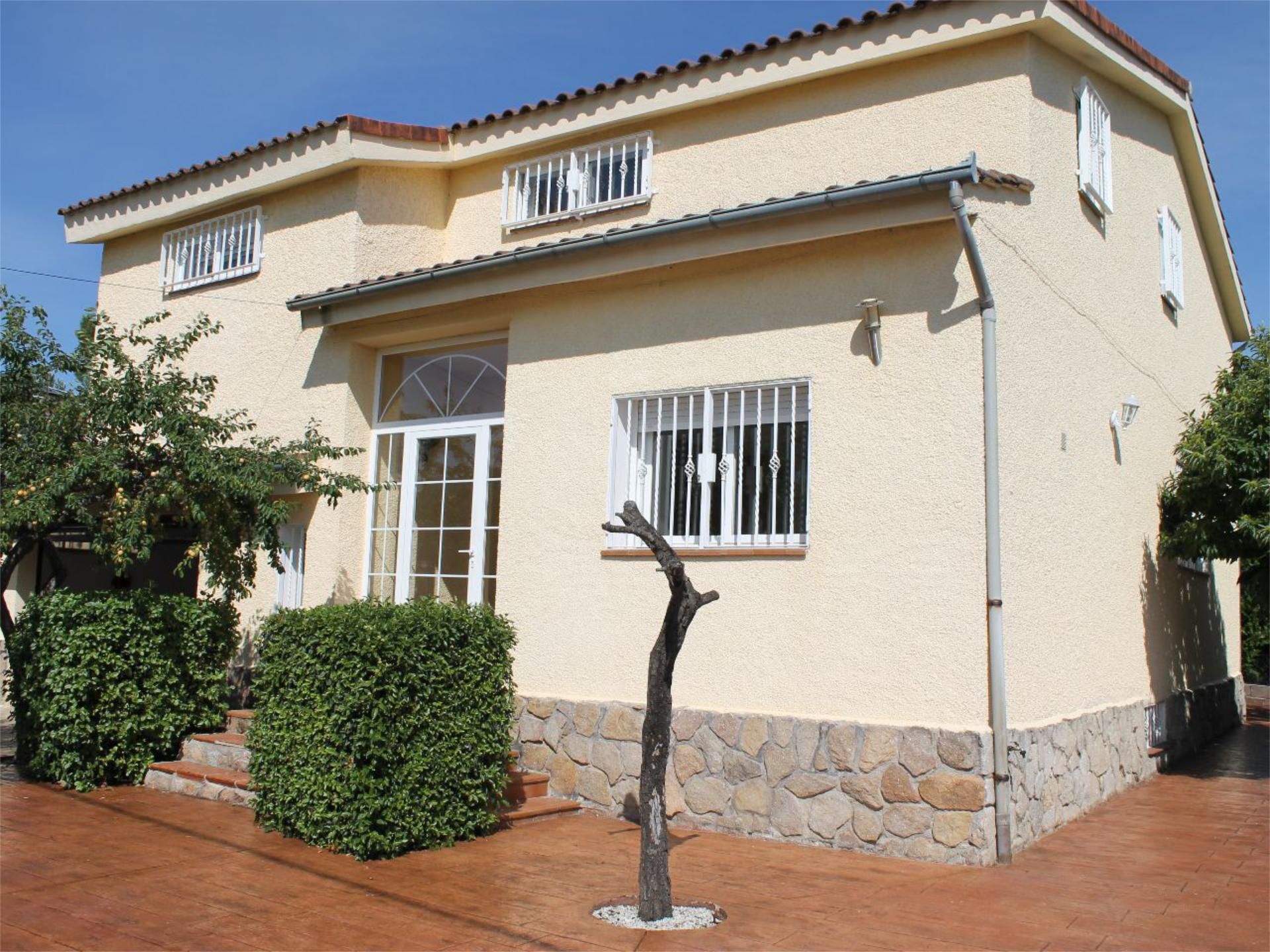 Exterior view of House or chalet for sale in Soto del Real  with Terrace and Swimming Pool