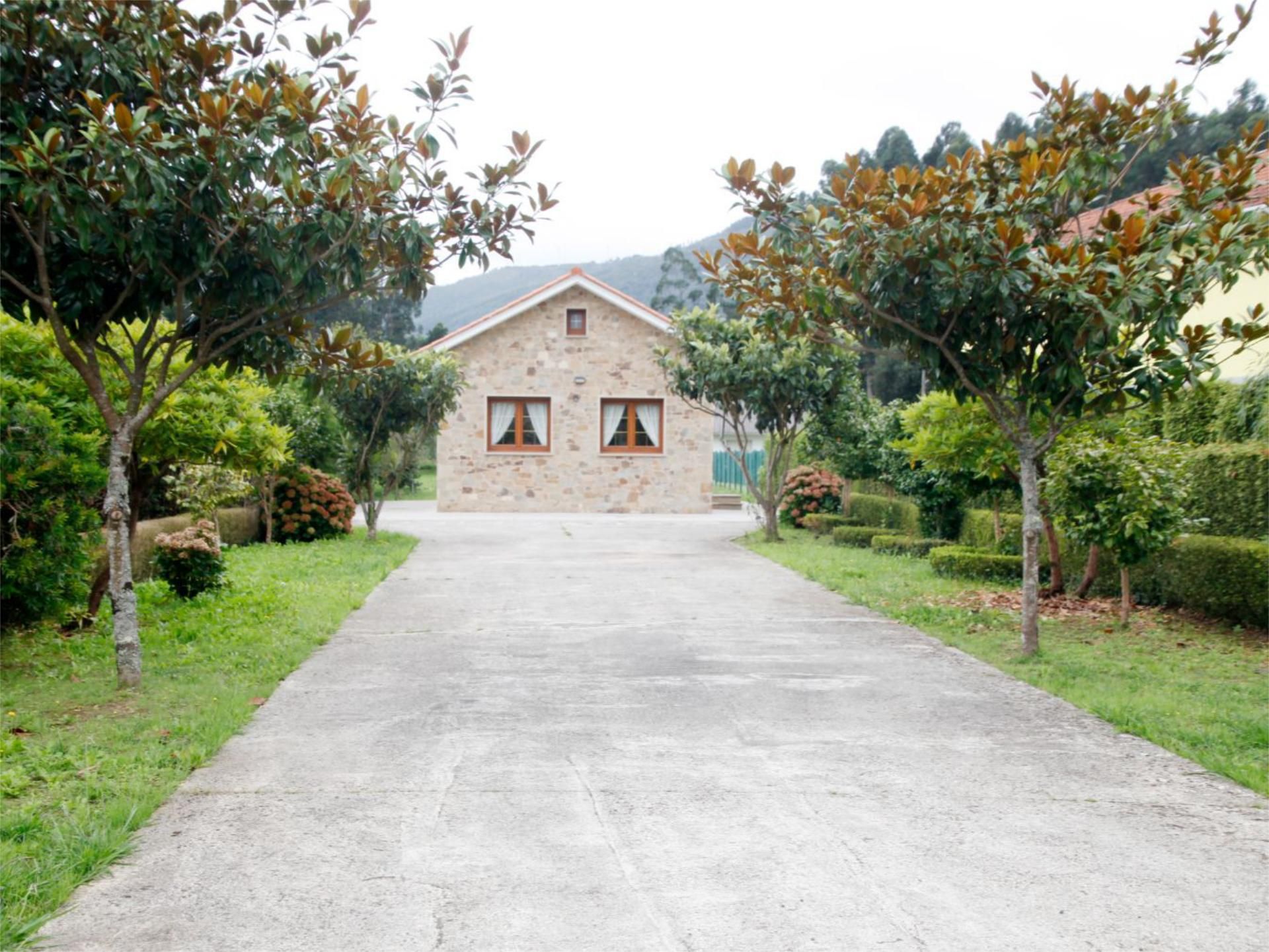 Vista exterior de Finca rústica en venta en Cariño con Jardín privado y Amueblado