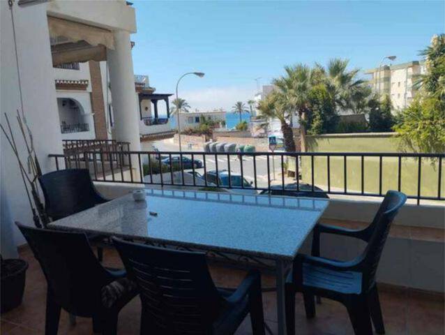 Piso en Alquiler en La Herradura centro