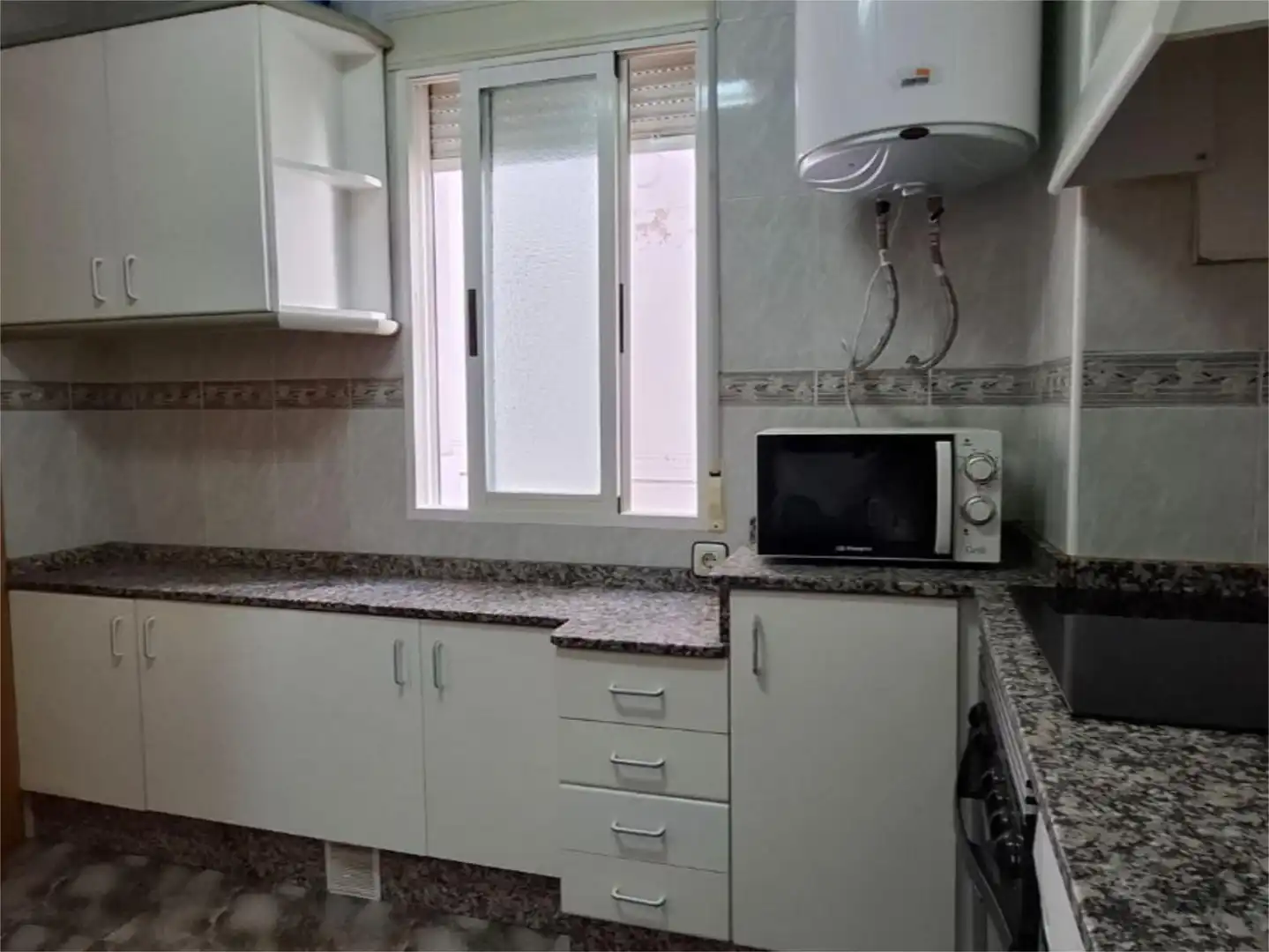 Piso en venta en Calle San Isidoro, 4, El Ranero Cocina de Piso en venta en Murcia con Aire acondicionado y Amueblado