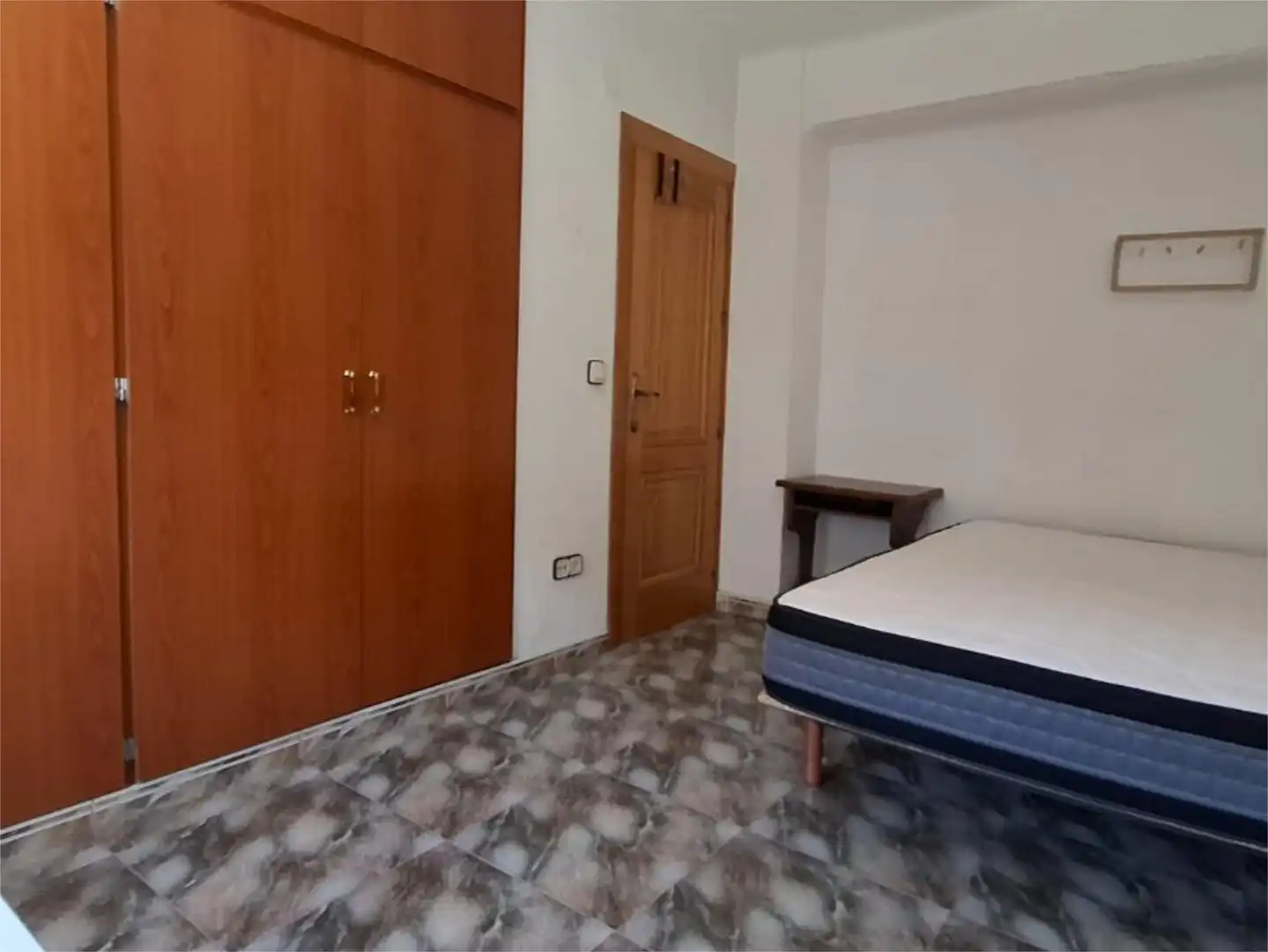 Piso en venta en Calle San Isidoro, 4, El Ranero Habitación de Piso en venta en Murcia con Aire acondicionado y Amueblado