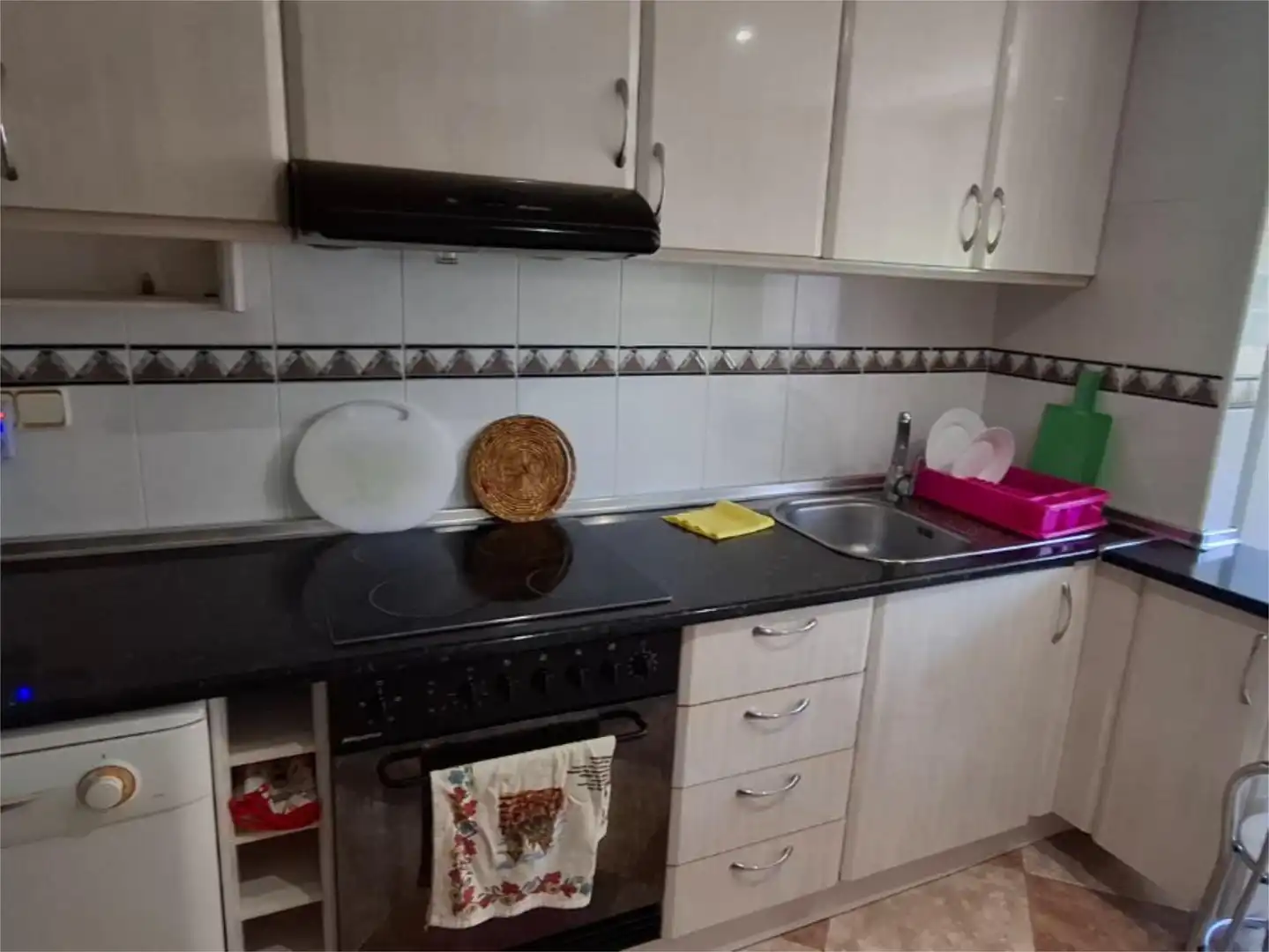 Flat for sale in Calle Arquitecto Manuel García Cerdán, 8, El Ranero Kitchen of Flat for sale in Murcia with Air Conditioner, Heating and Terrace