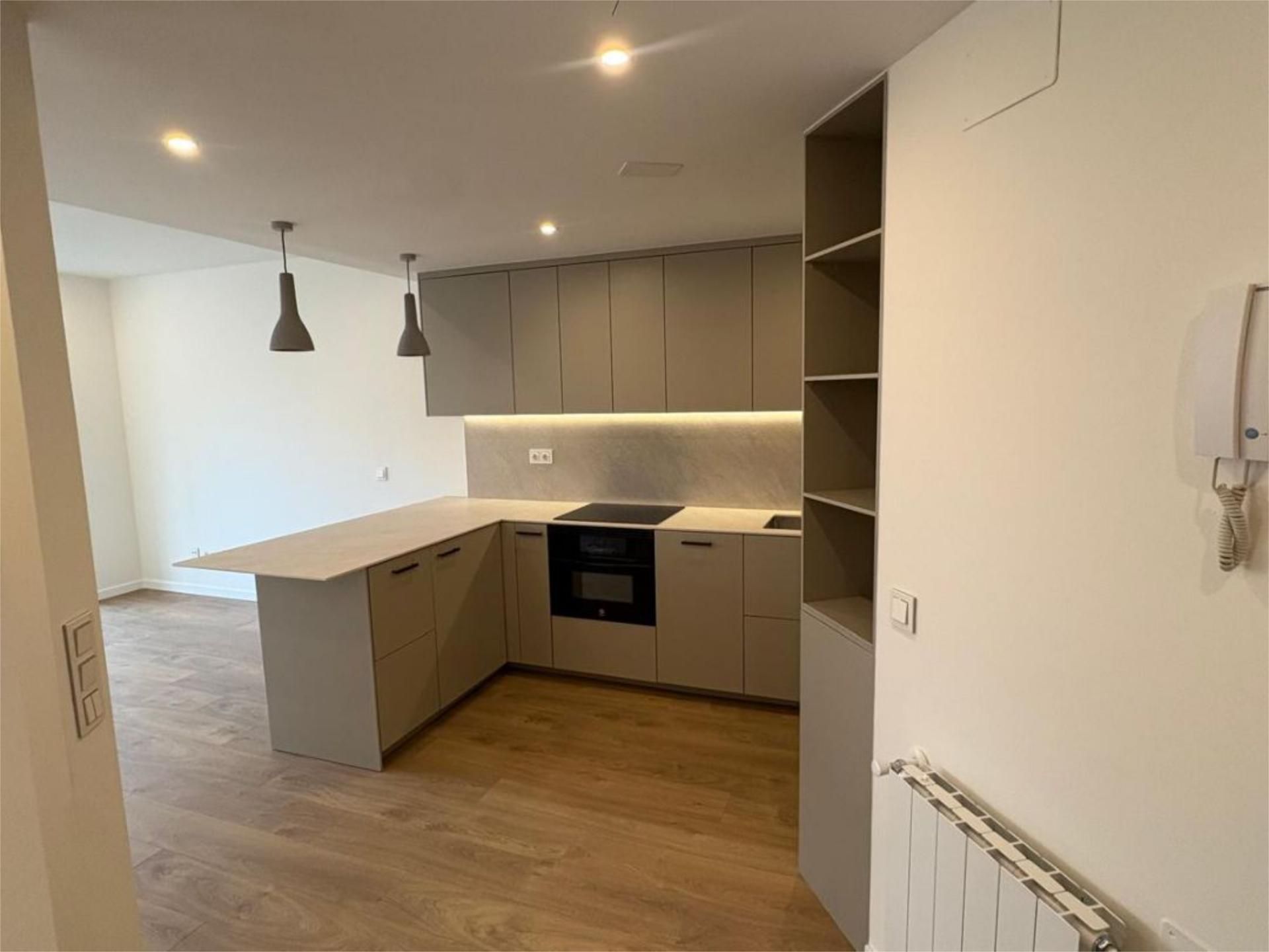 Kitchen of Flat to rent in  Madrid Capital  with Air Conditioner