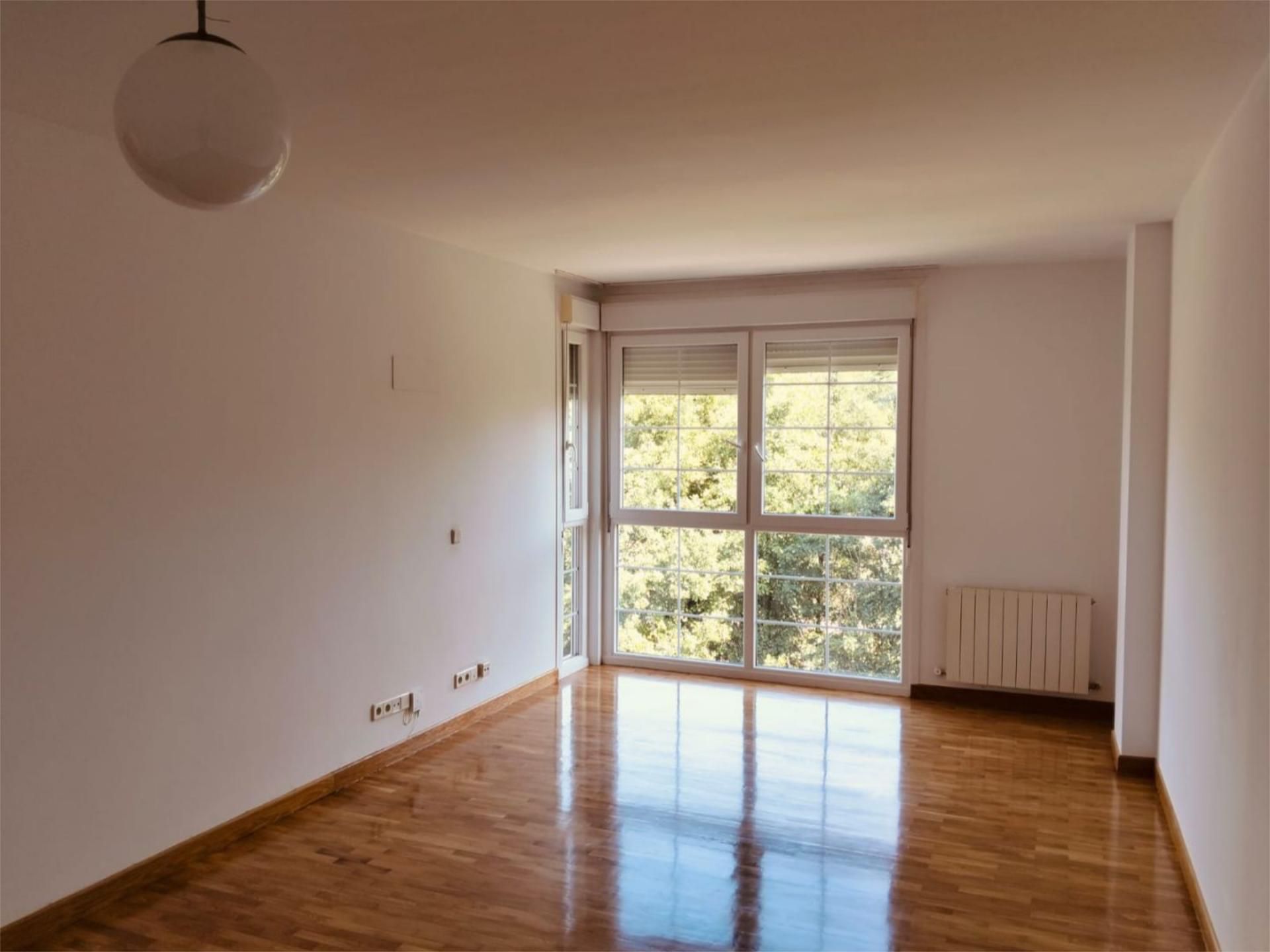 Living room of Flat for sale in Loiu  with Heating, Terrace and Storage room
