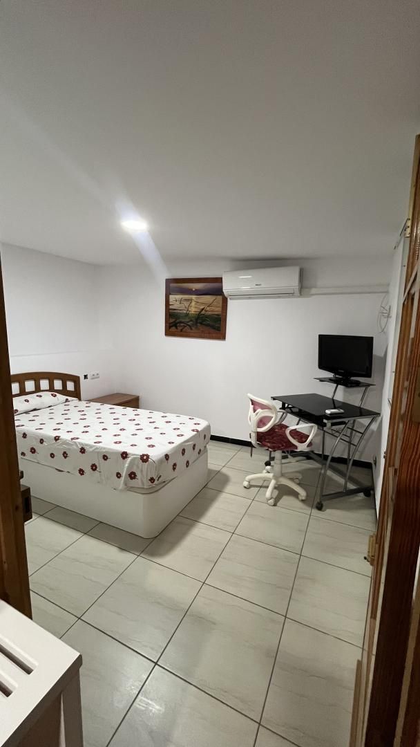 Bedroom of House or chalet to rent in Esporles  with Air Conditioner, Heating and Private garden