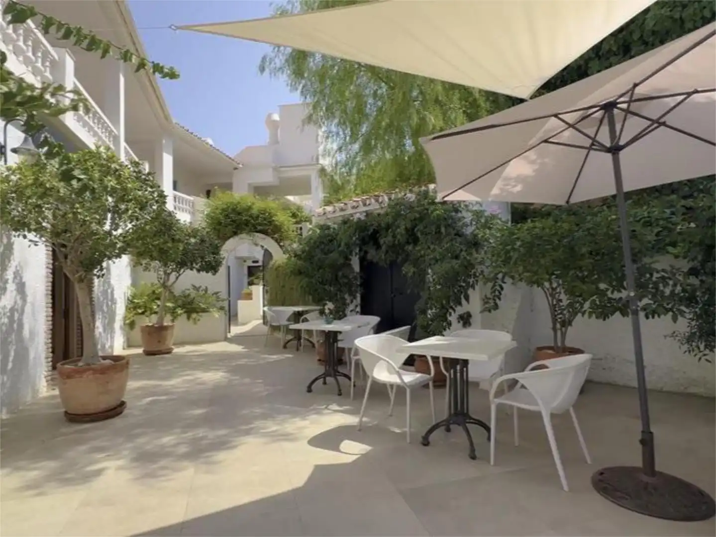 Local en venda a Punta Lara, 22, Chaparil - Torrecilla - Punta Lara Terrassa de Local en venda en Nerja amb Aire condicionat, Calefacció i Parquet