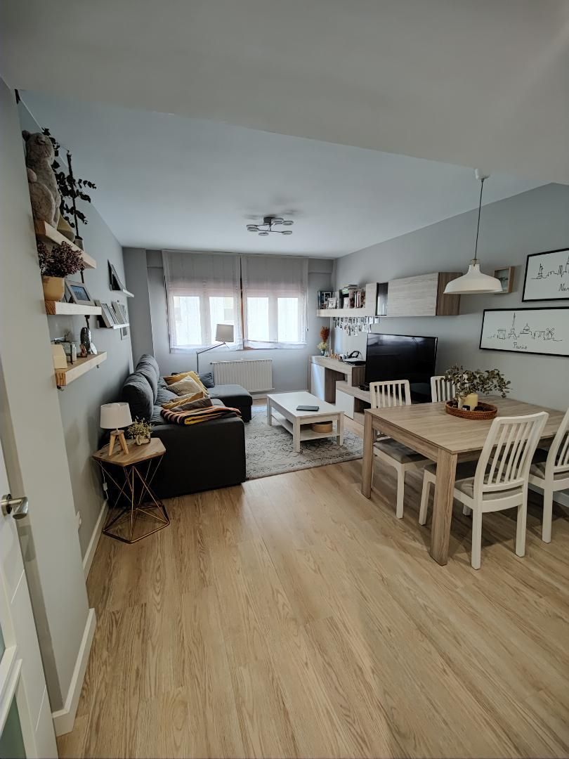 Living room of Flat for sale in Oviedo 