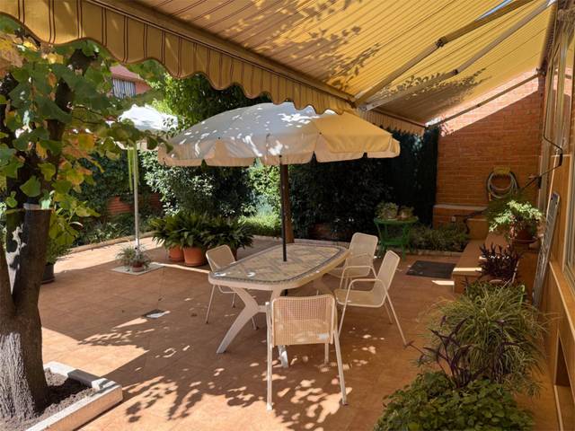 Piso en Venta en Calle Beethoven, 27 en Sector 3