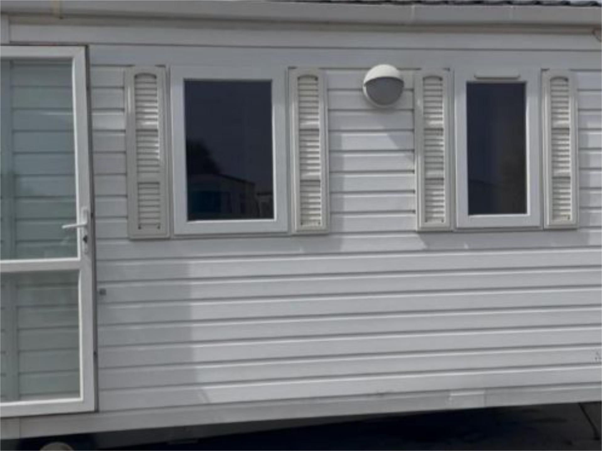 Vista exterior de Casa o chalet en venta en  Huelva Capital