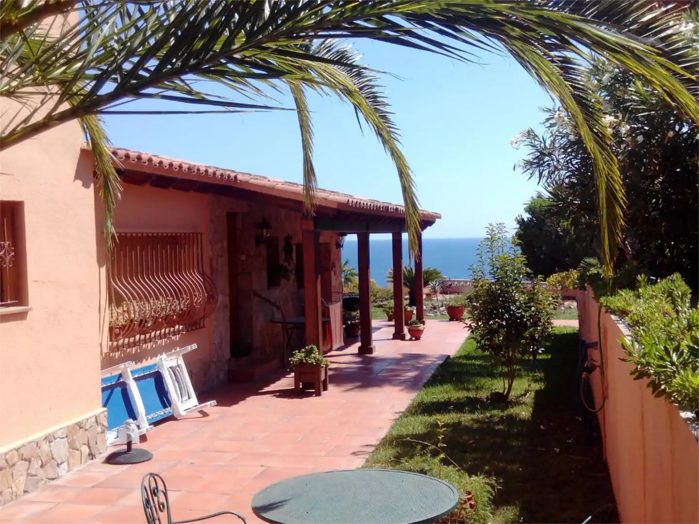 Houses for sale in Carrer Holanda, 3, Canyelles Garden of Houses for sale in Lloret de Mar with Terrace and Swimming Pool