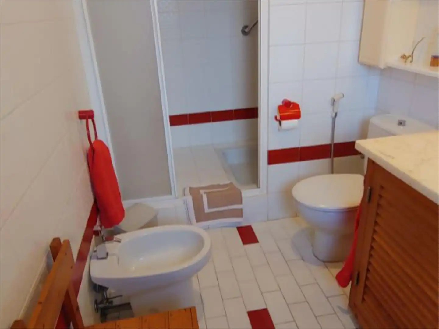 Houses for sale in Carrer Holanda, 3, Canyelles Bathroom of Houses for sale in Lloret de Mar with Terrace and Swimming Pool