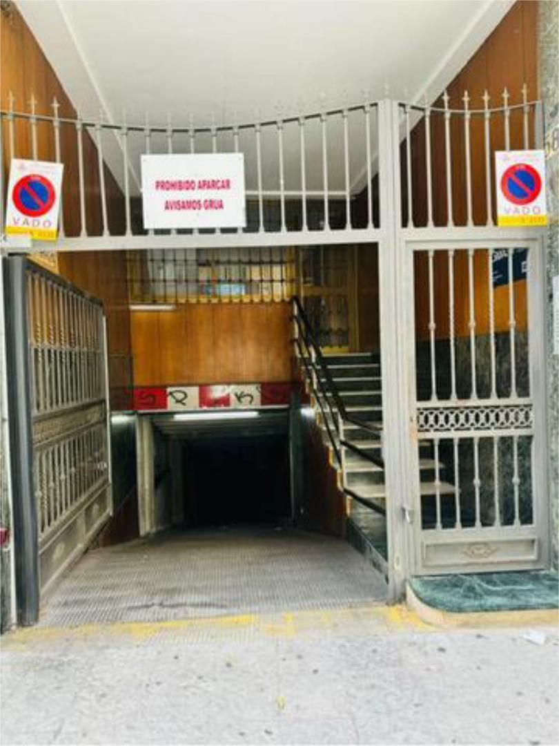 Garatge de lloguer en El Puig de Santa Maria