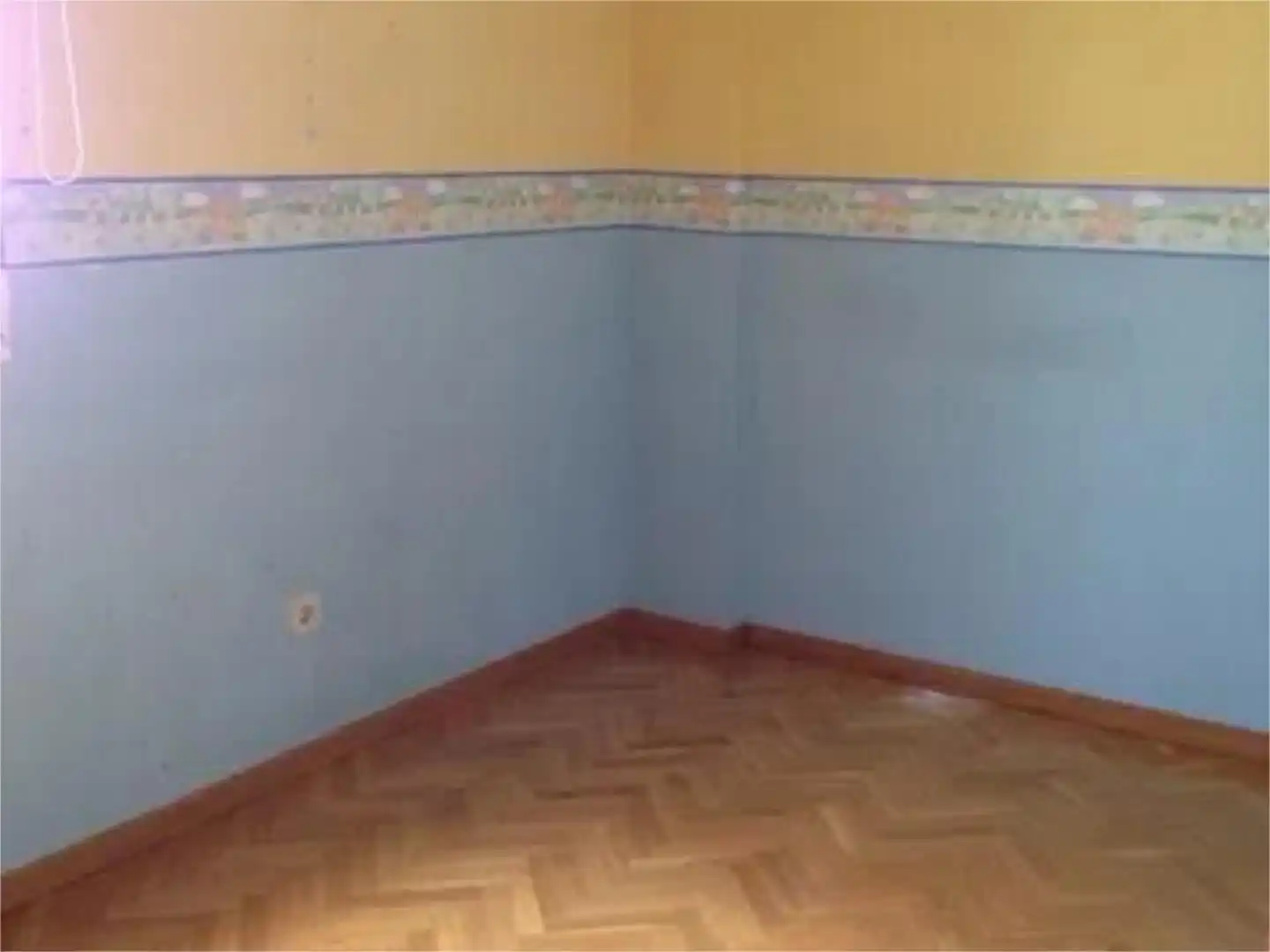 Piso en venta en Calle Canales, 8, Arévalo Habitación de Piso en venta en Arévalo con Calefacción, Parquet y Trastero