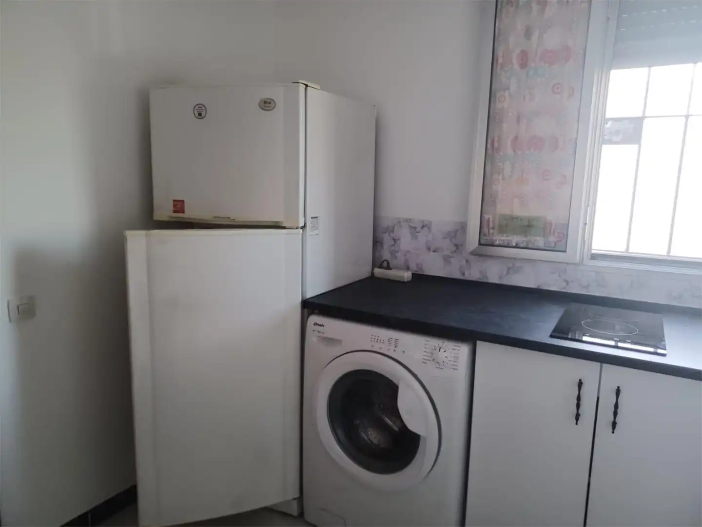Room in Isaac Peral, 76, Arco Norte - Avda. España Kitchen of Flat for share in Dos Hermanas with Air Conditioner, Heating and Furnished