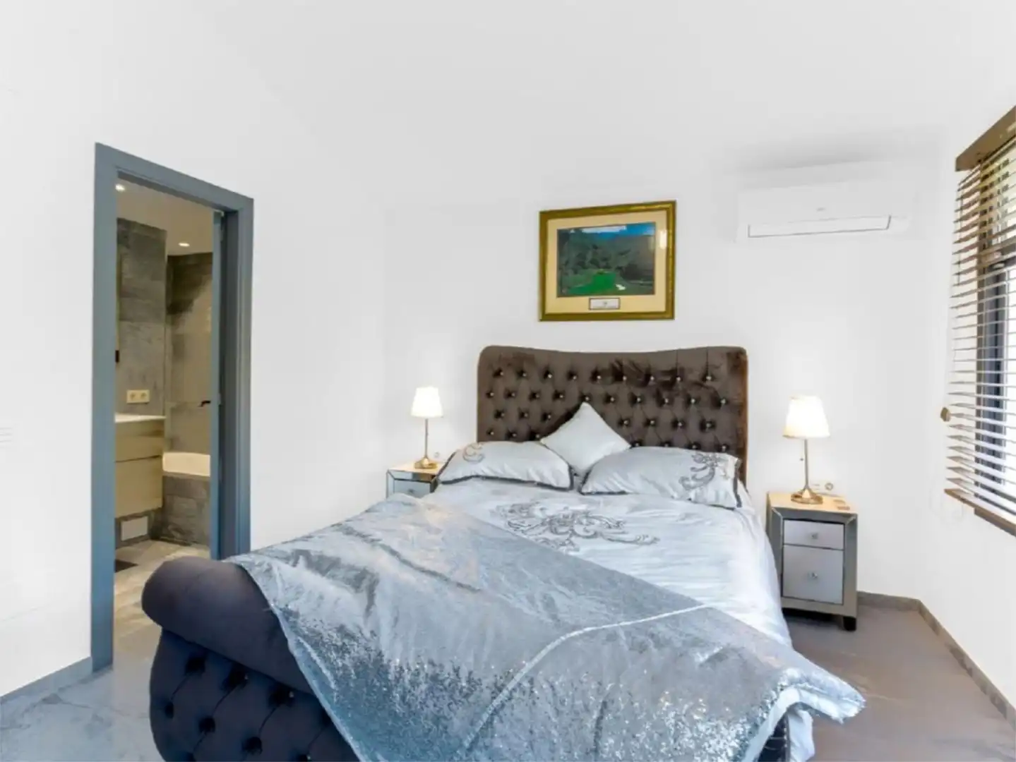 Piso en venta en Avenida Santa Maria, 7, Santa María Habitación de Piso en venta en Marbella con Aire acondicionado, Jardín privado y Piscina