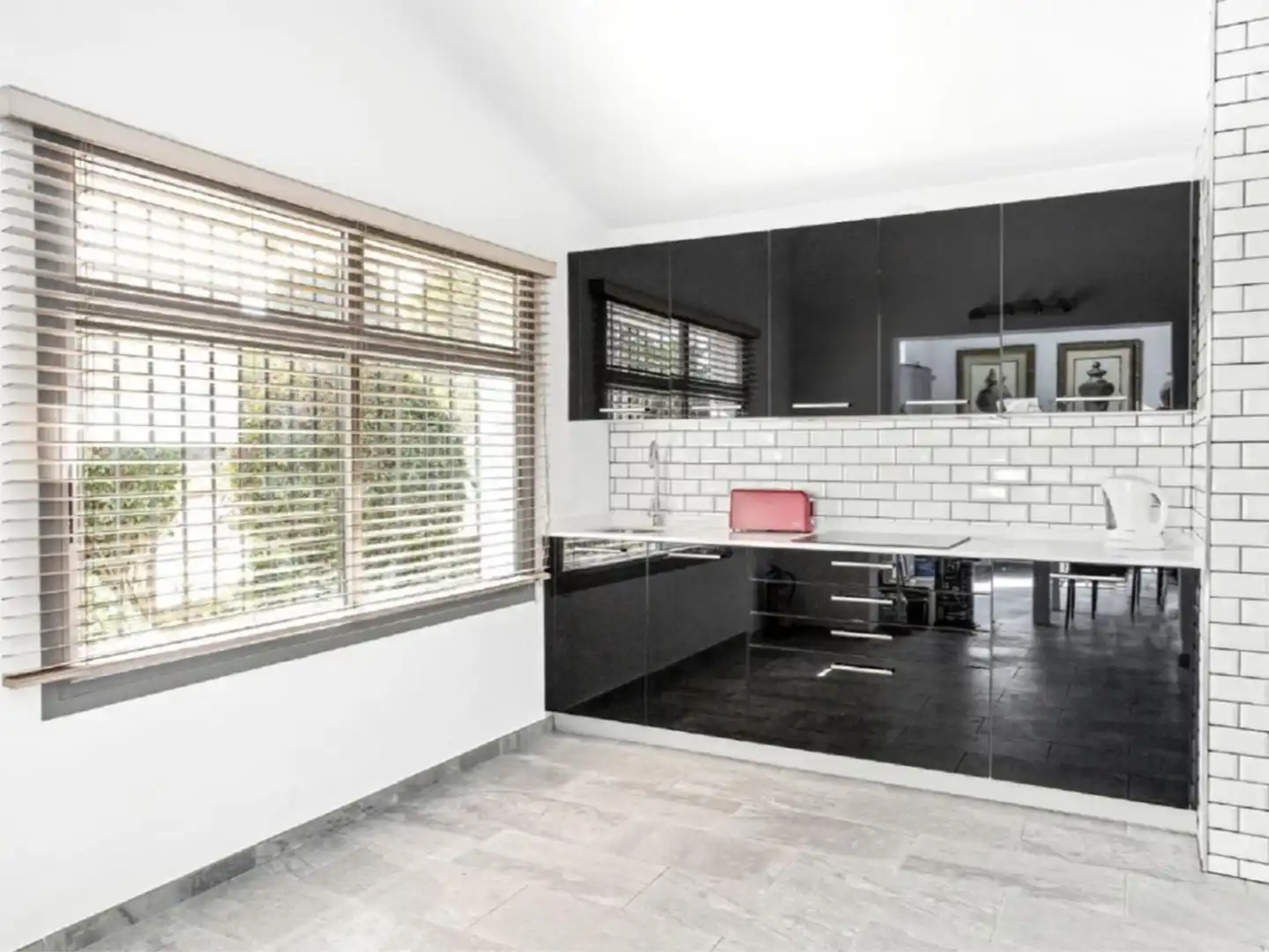 Piso en venta en Avenida Santa Maria, 7, Santa María Cocina de Piso en venta en Marbella con Aire acondicionado, Jardín privado y Piscina