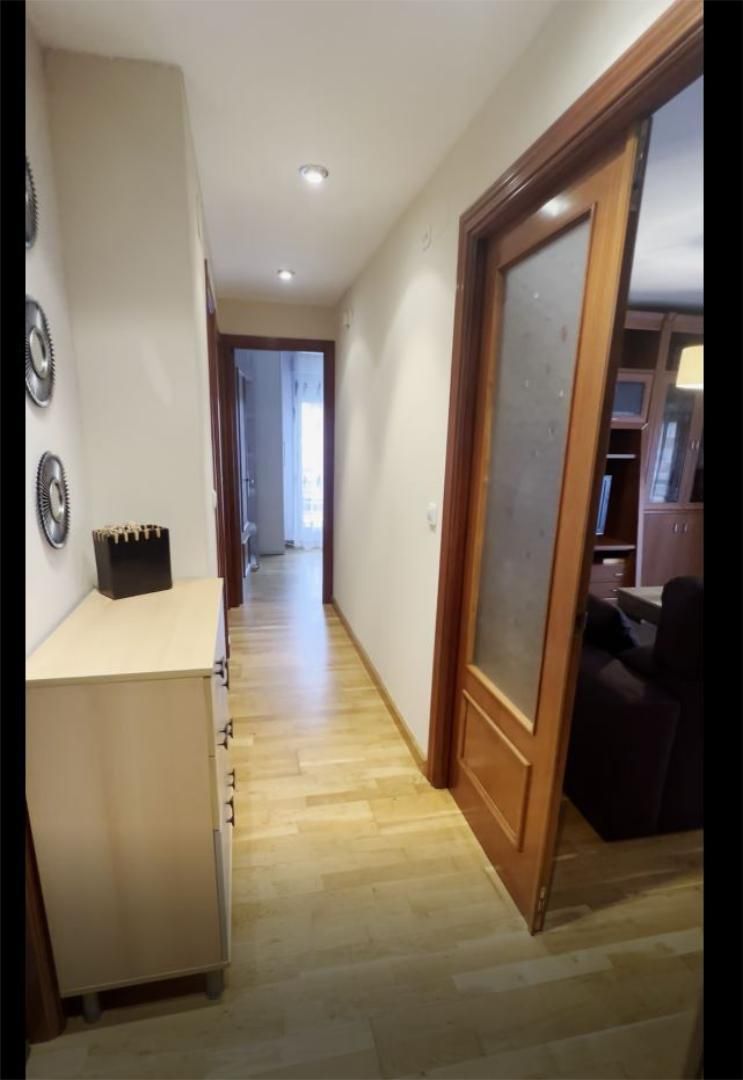 Pis de lloguer en León Capital  amb Calefacció, Parquet i Moblat