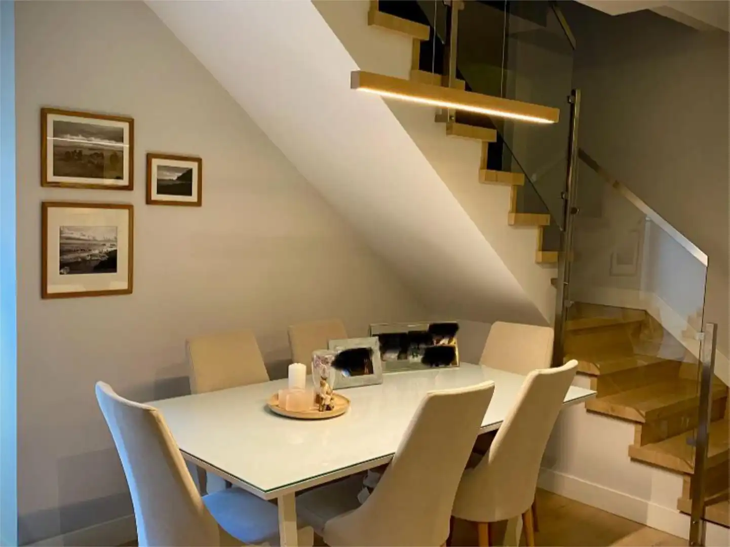Dúplex en venta en Calle los Molinos, 15, Villa del Río Comedor de Dúplex en venta en Villa del Río con Aire acondicionado, Calefacción y Parquet