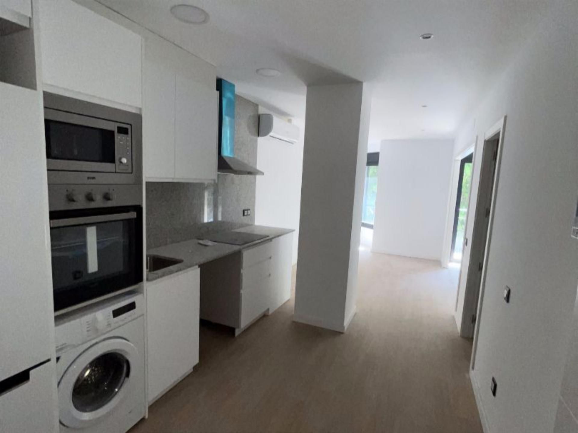 Flat to rent in Carrer Ramon y Cajal, 8, Instituts - Universitat